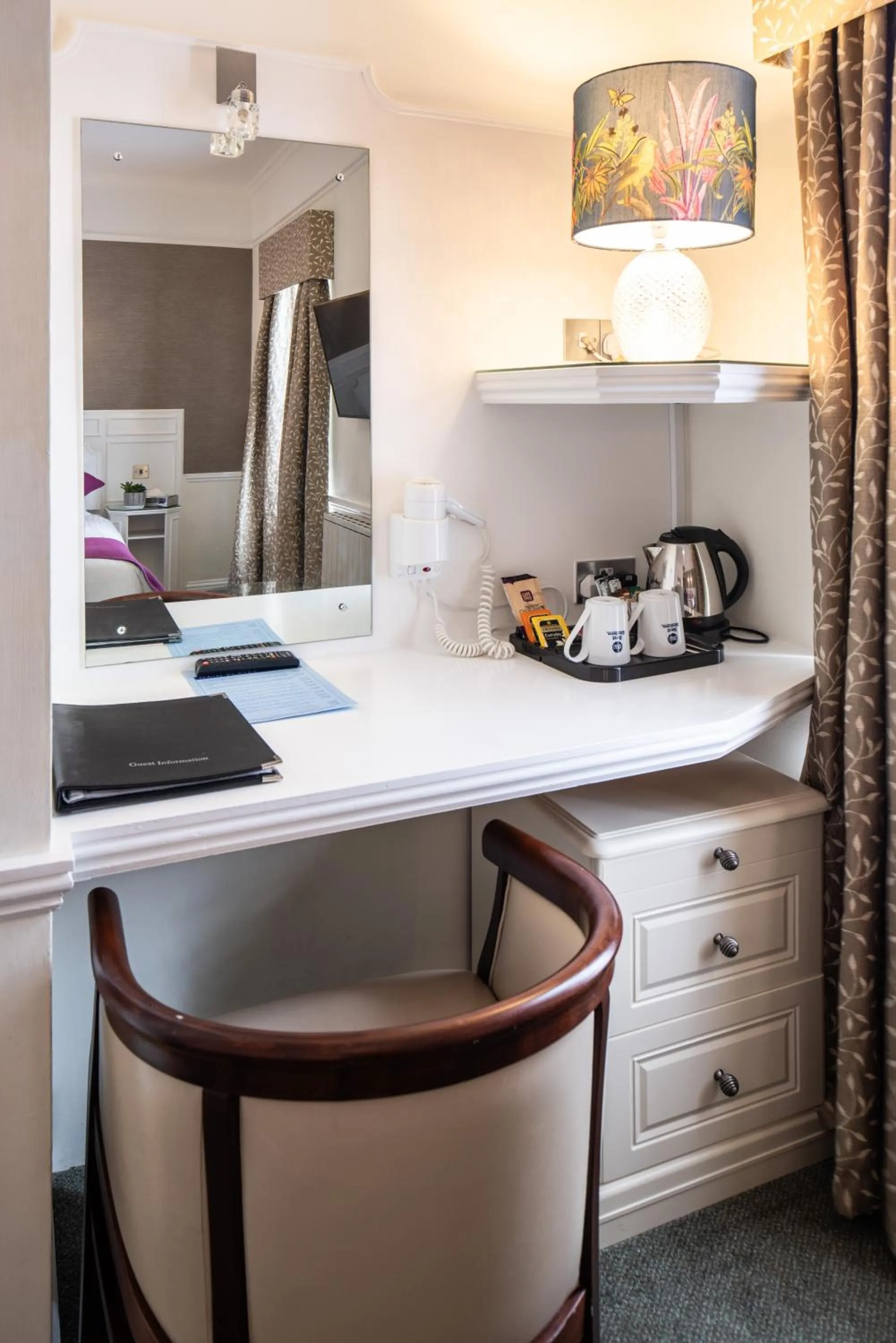 Bedroom in Best Western Royal Hotel