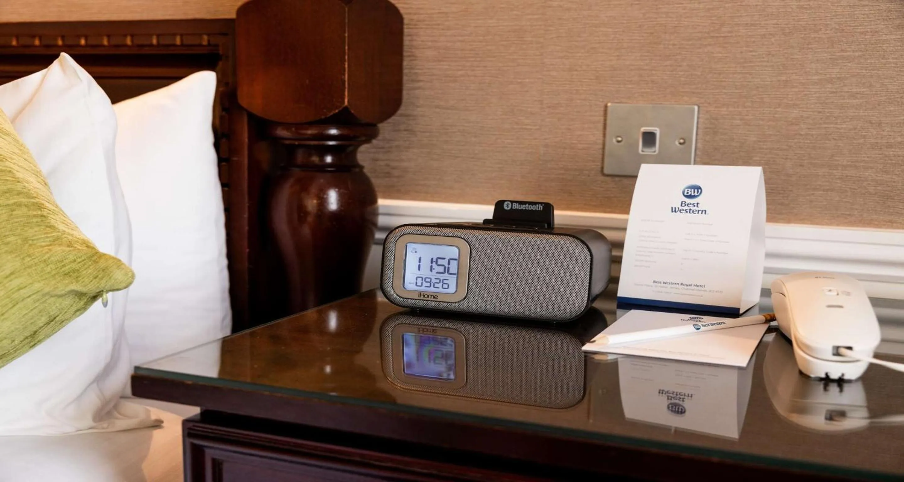 Bedroom in Best Western Royal Hotel