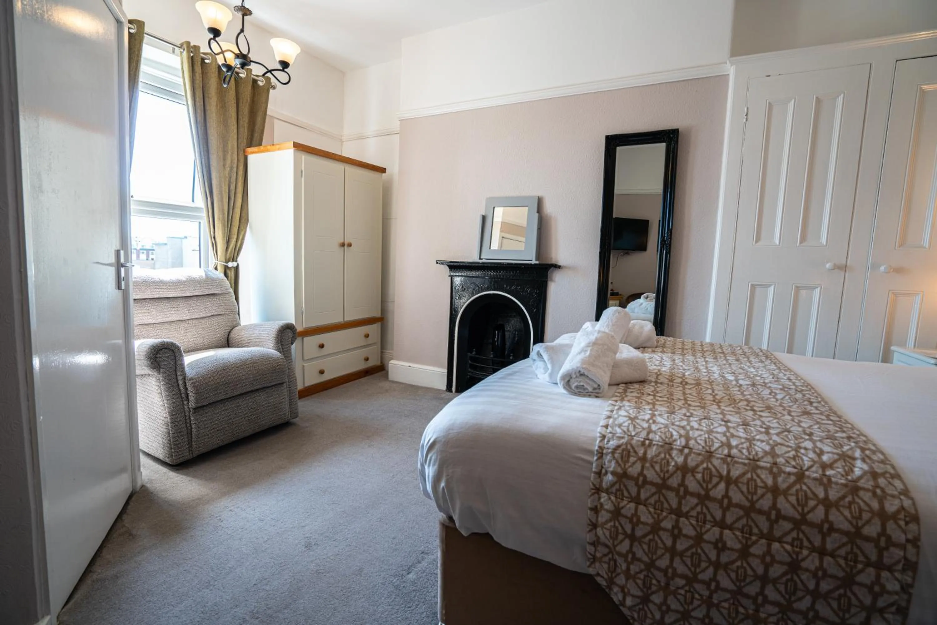 Bed in The Central Hotel