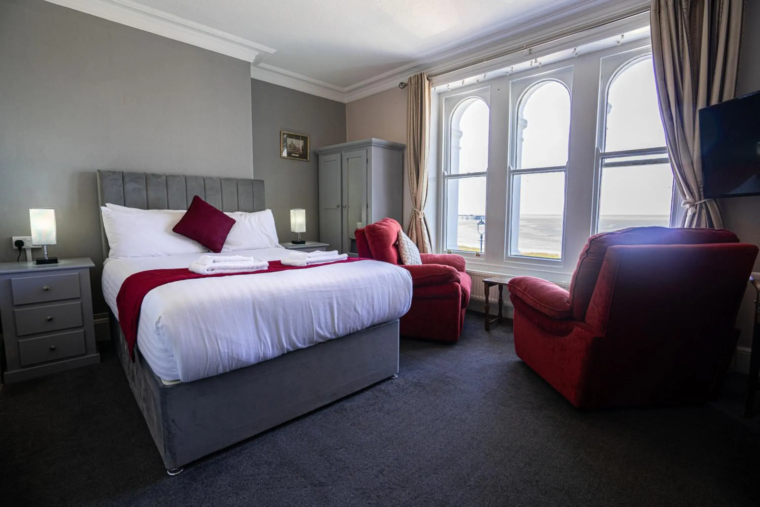 Deluxe Double Room with Sea View in The Central Hotel Deluxe Double Room with Sea View in The Central Hotel