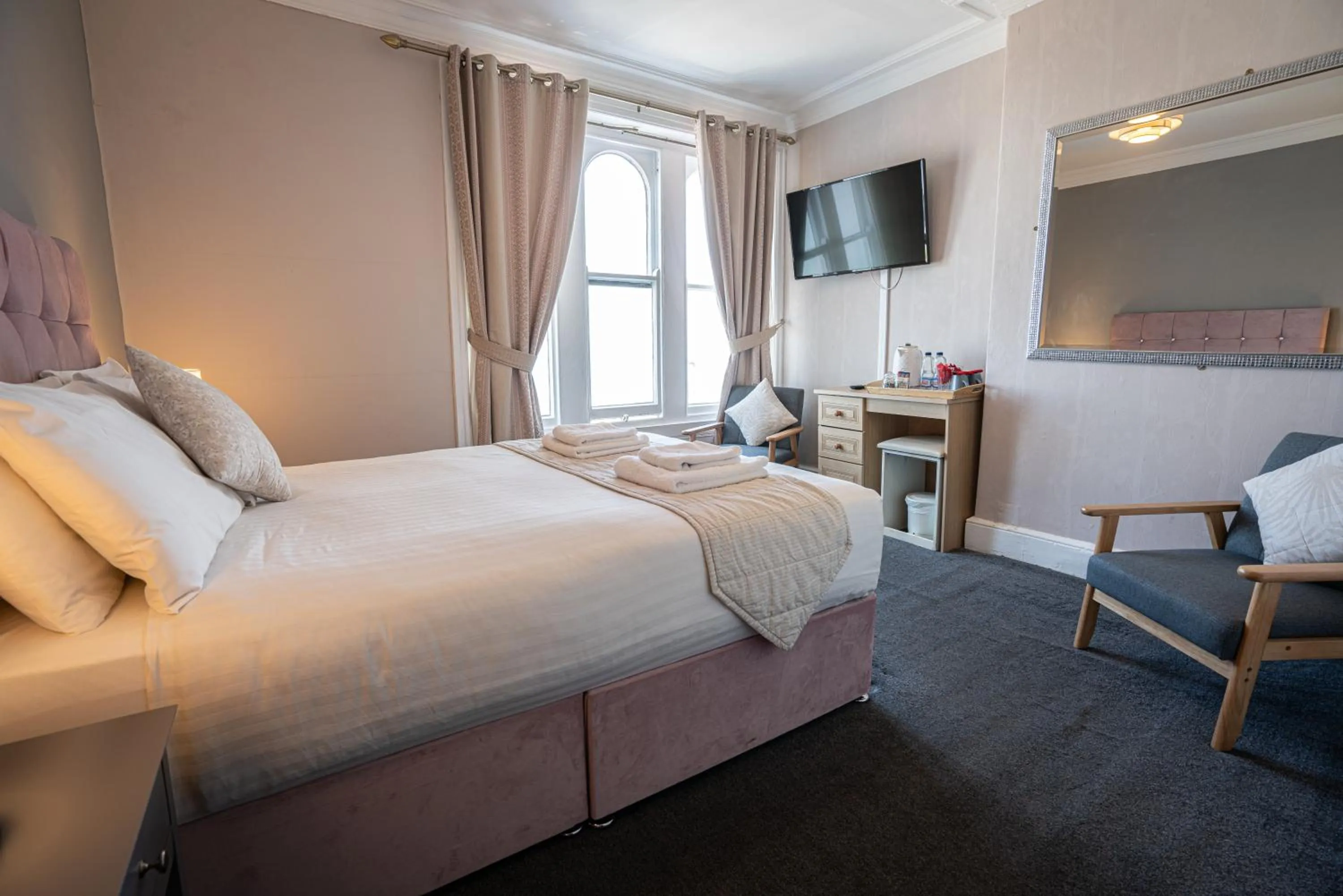 Bed in The Central Hotel