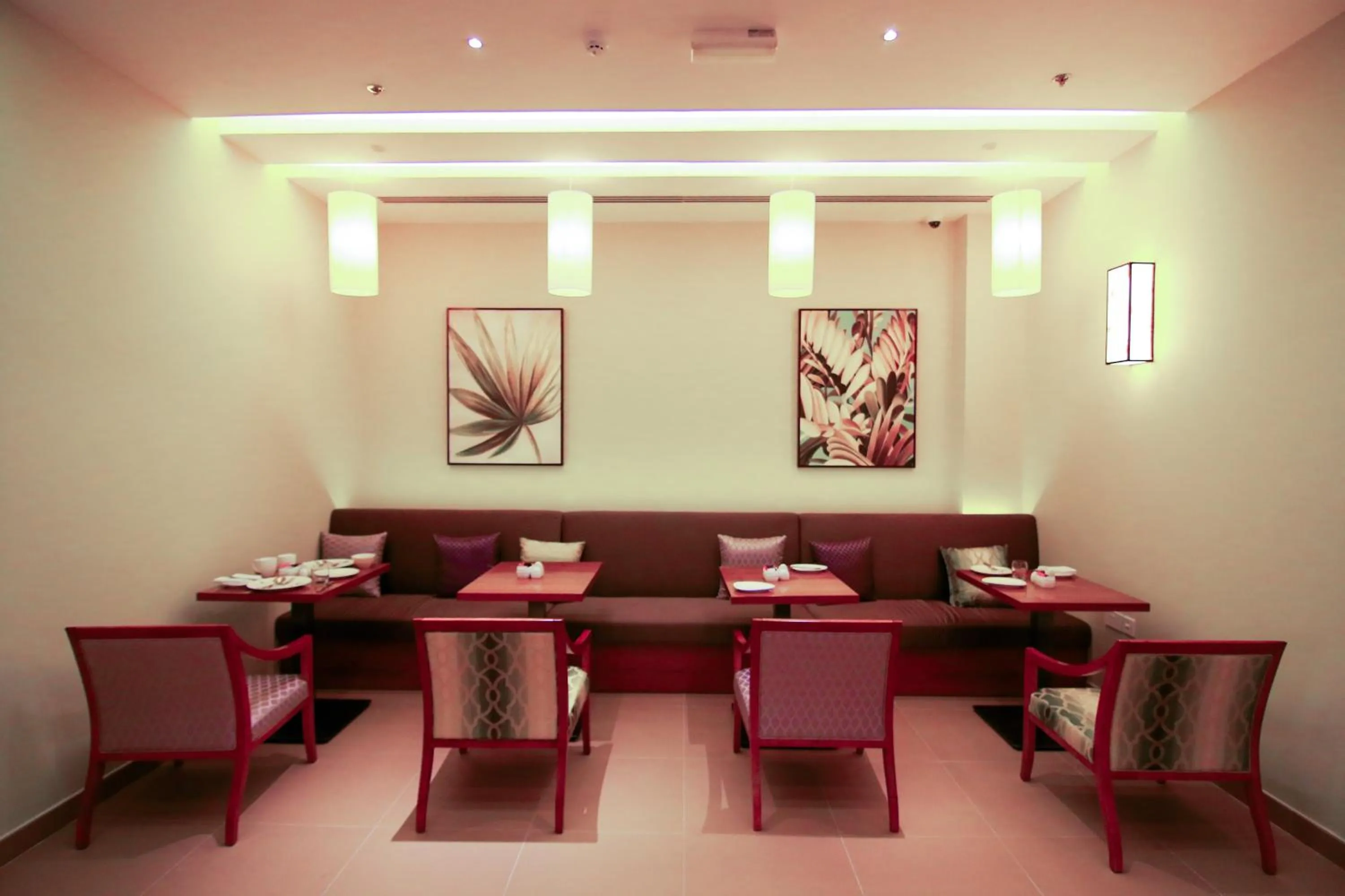 Restaurant/places to eat in Centara Muscat Hotel Oman