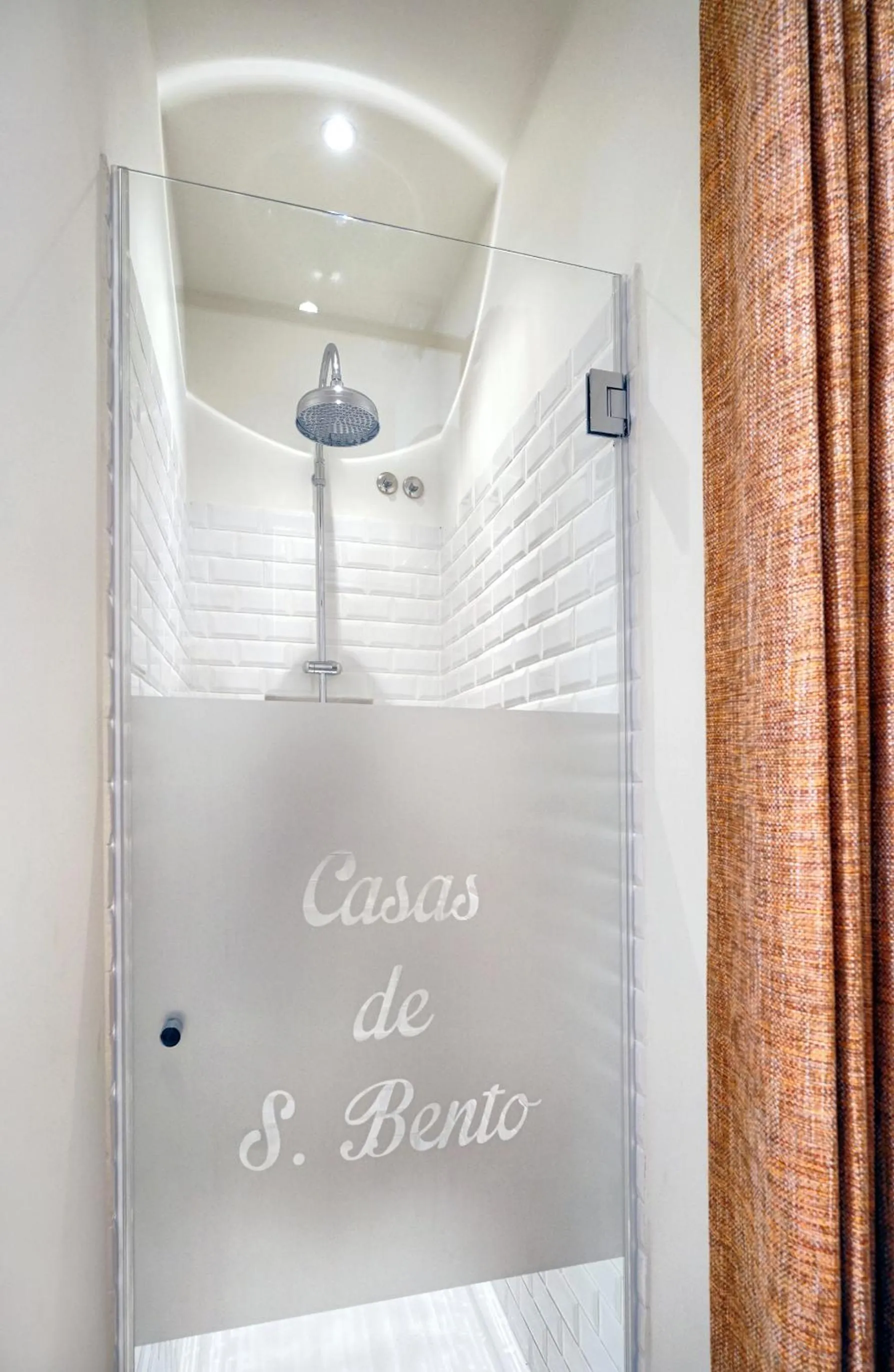 Bathroom in Casas de São Bento