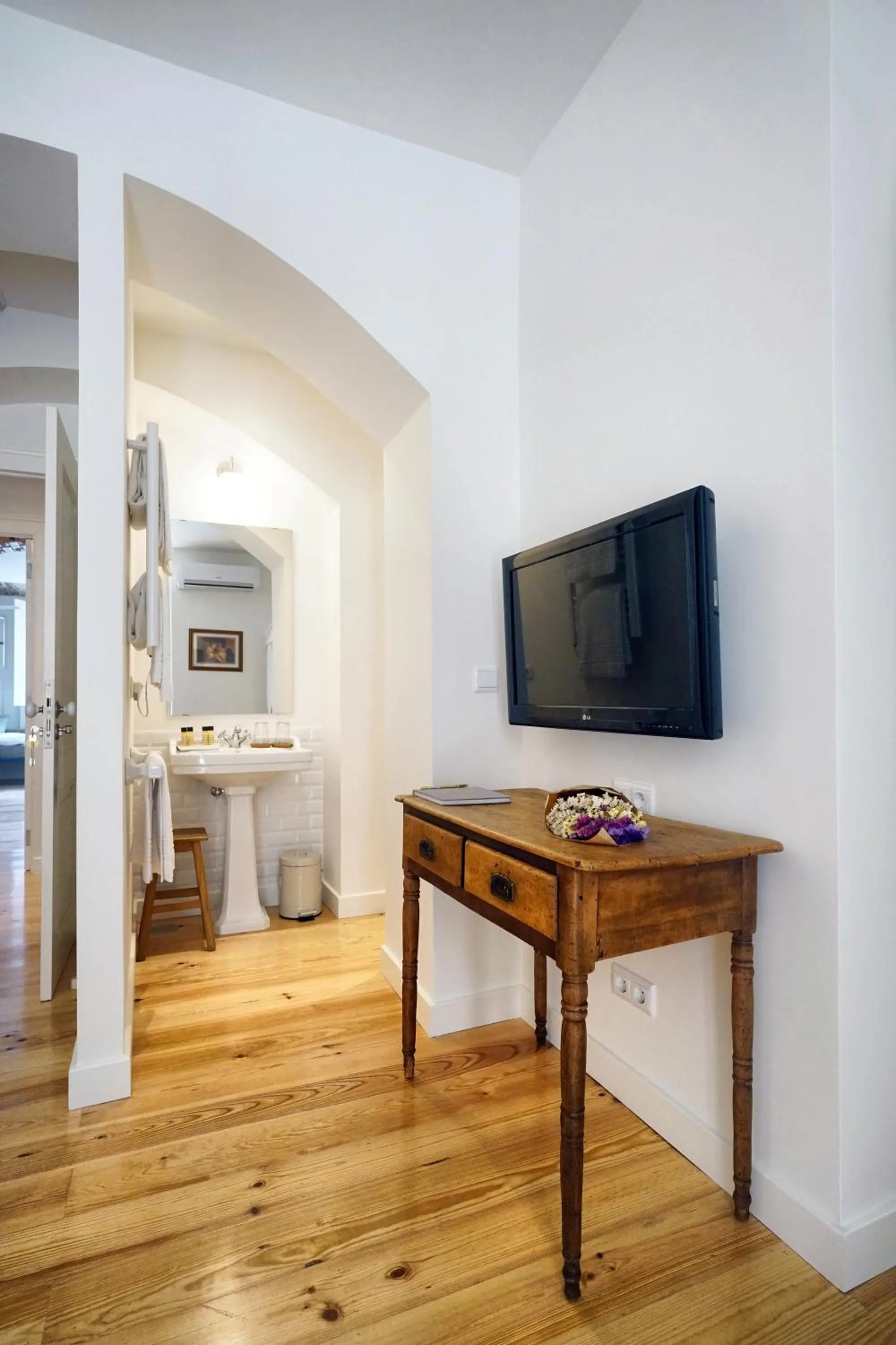 Seating area in Casas de São Bento