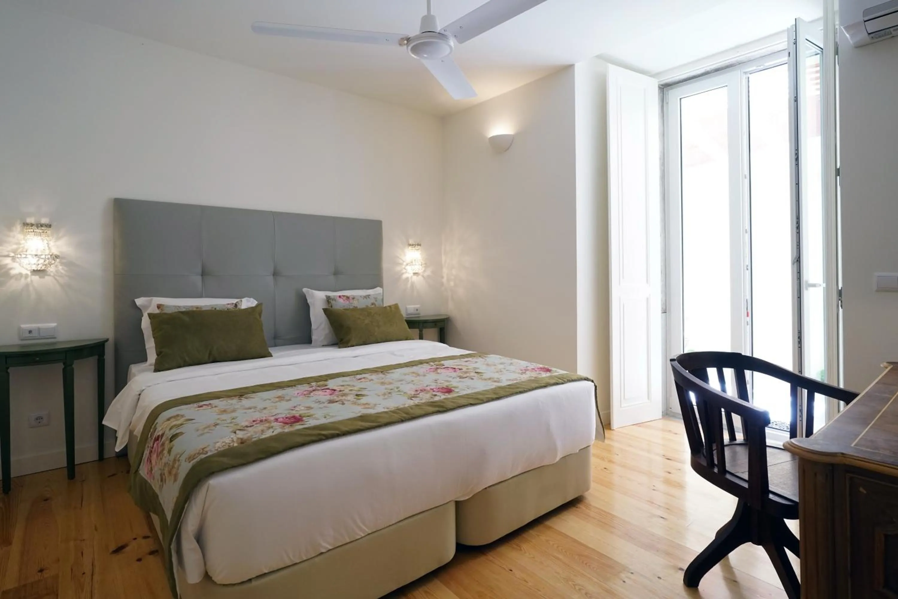 Bed in Casas de São Bento