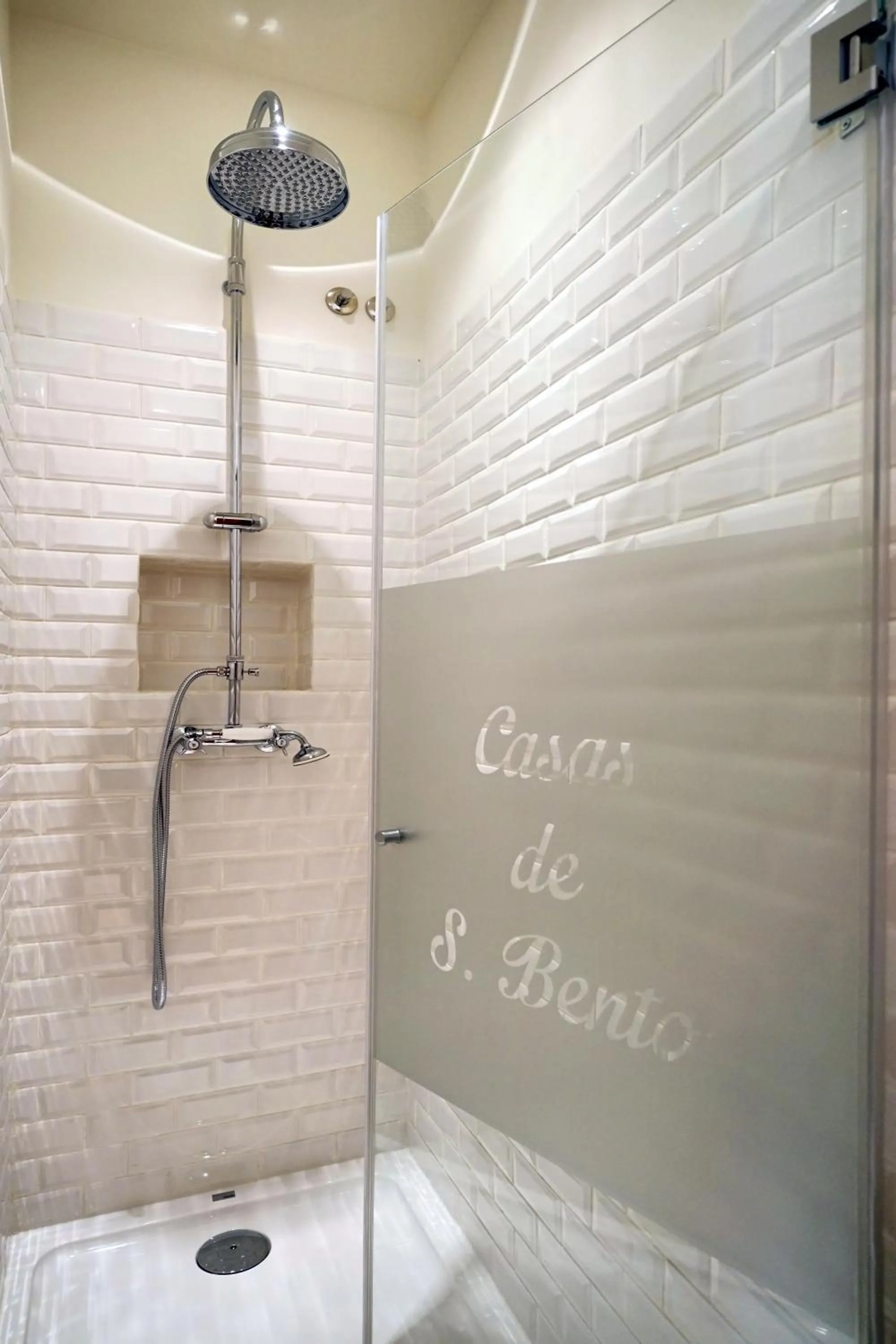 Property logo or sign in Casas de São Bento