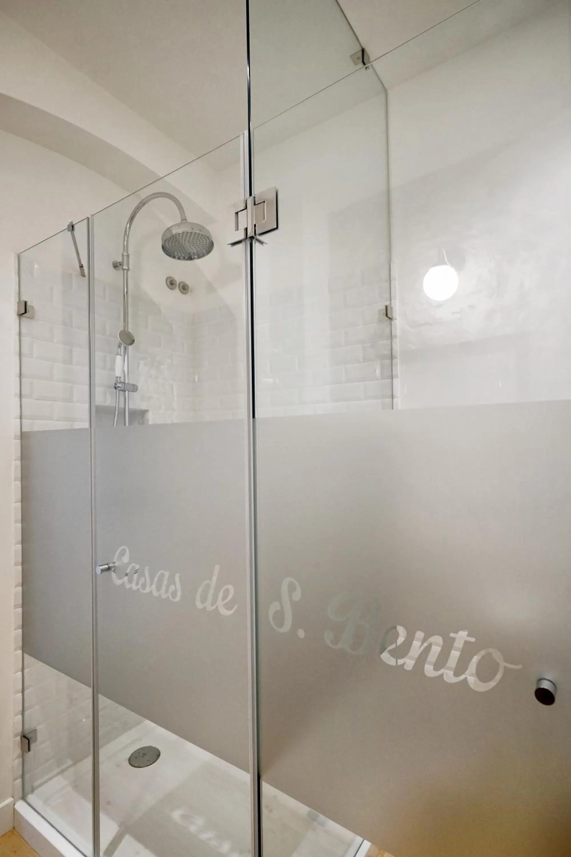 Property logo or sign in Casas de São Bento