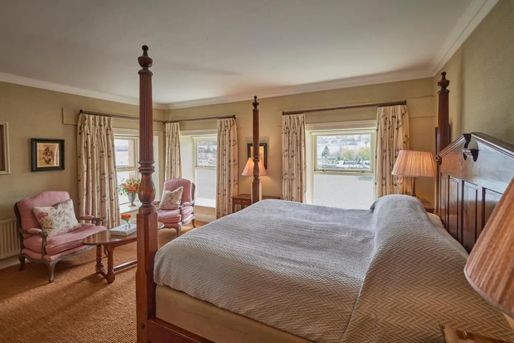 Bed in Perryville House