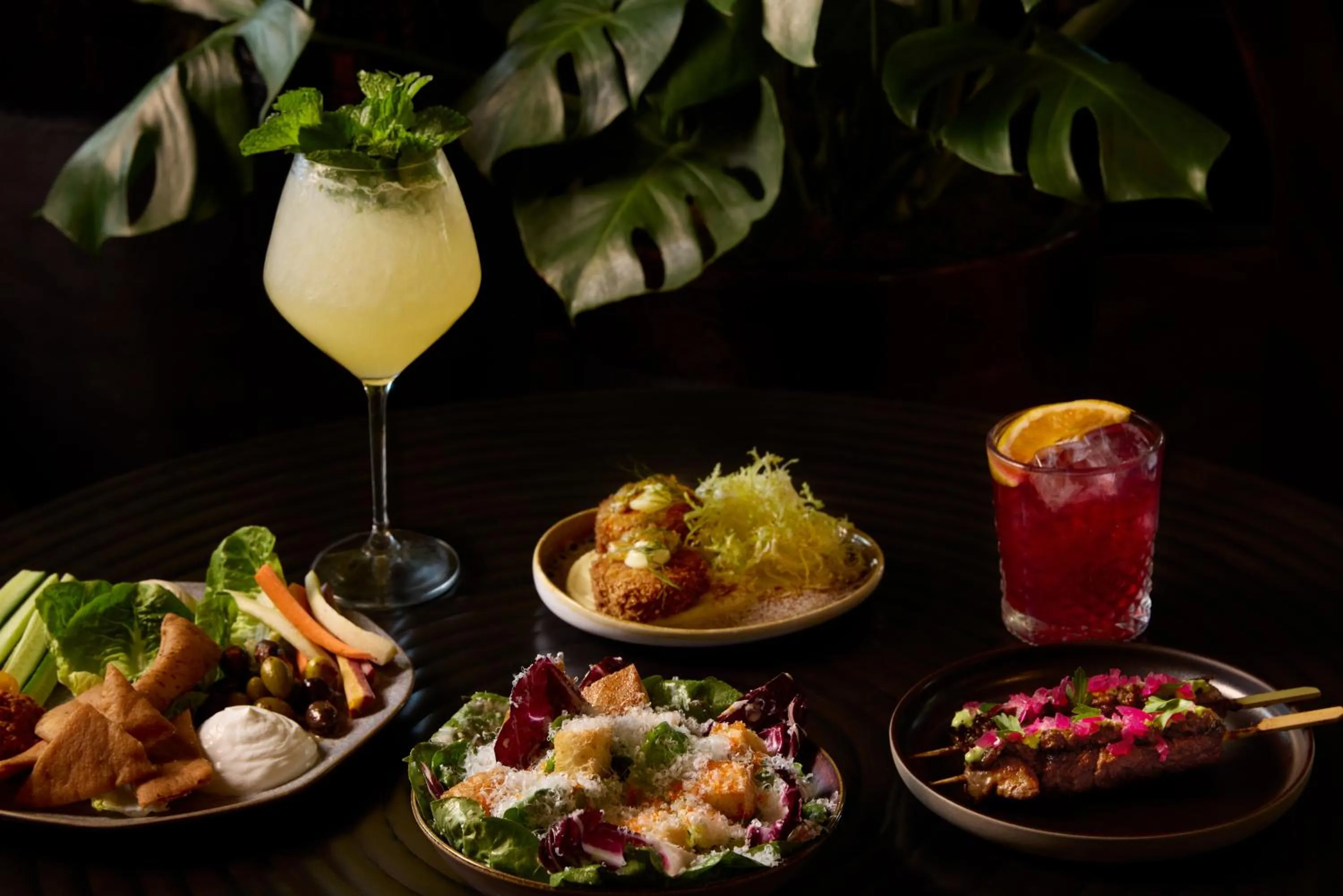 Lounge or bar in Kimpton La Peer Hotel West Hollywood by IHG