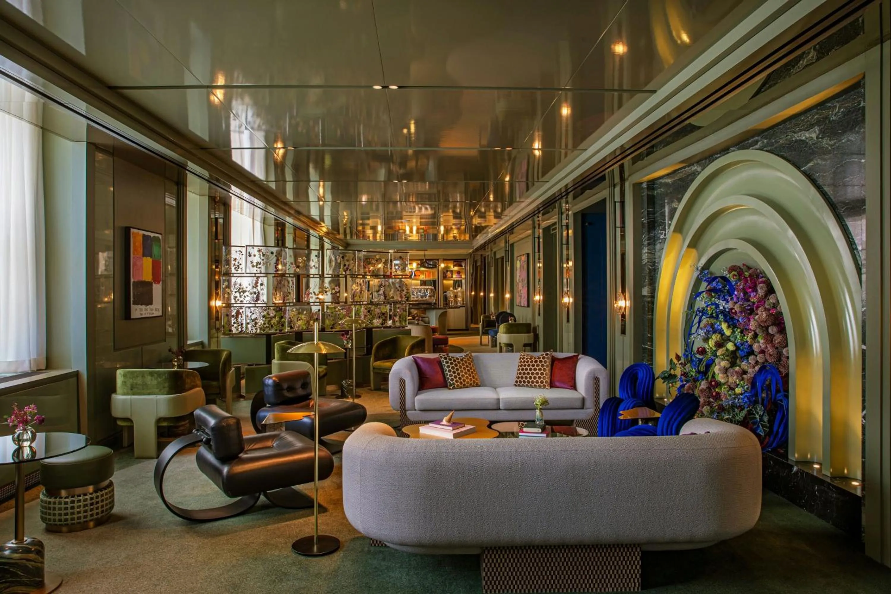 Living room in W New York - Union Square