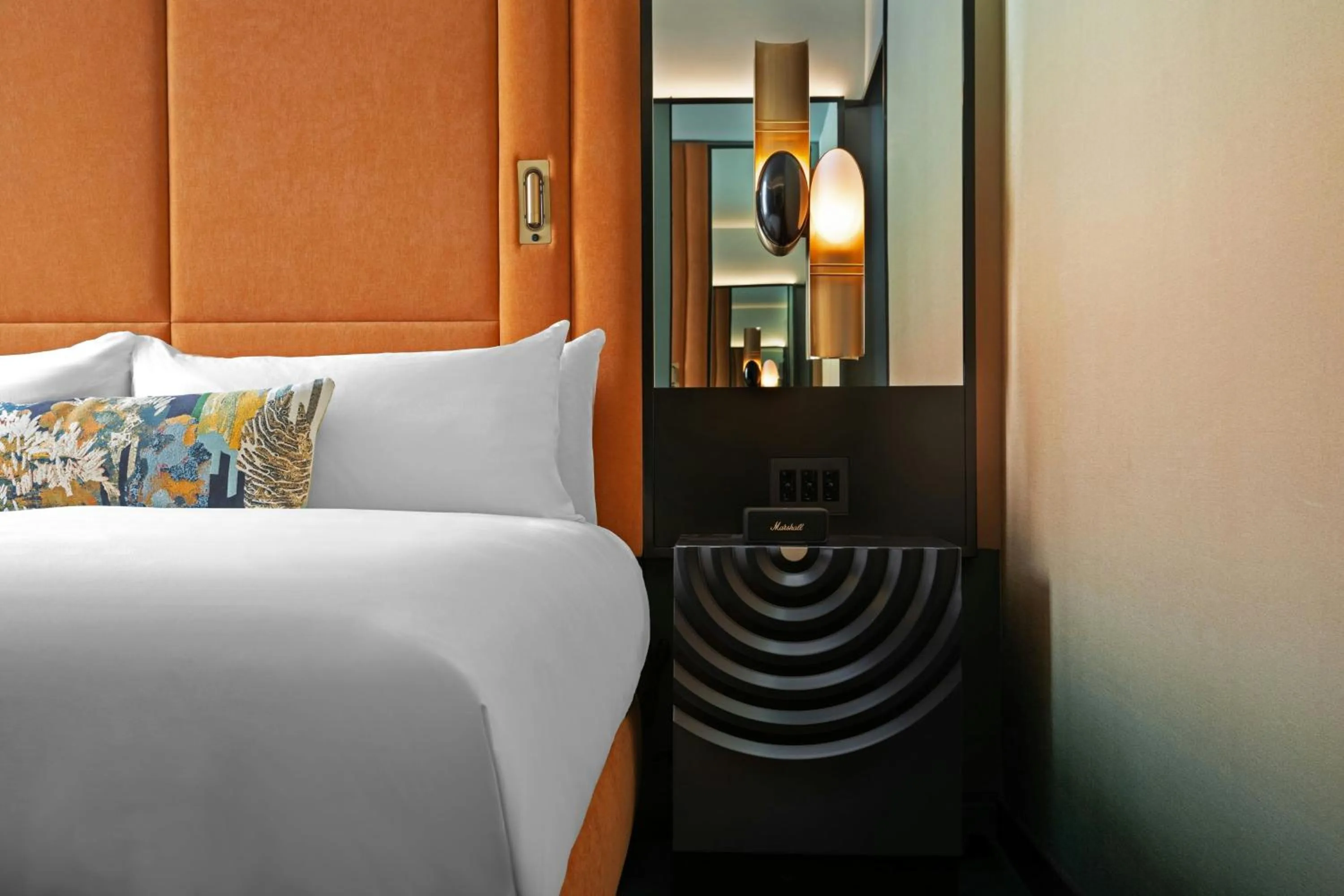 Photo of the whole room, Bed in W New York - Union Square