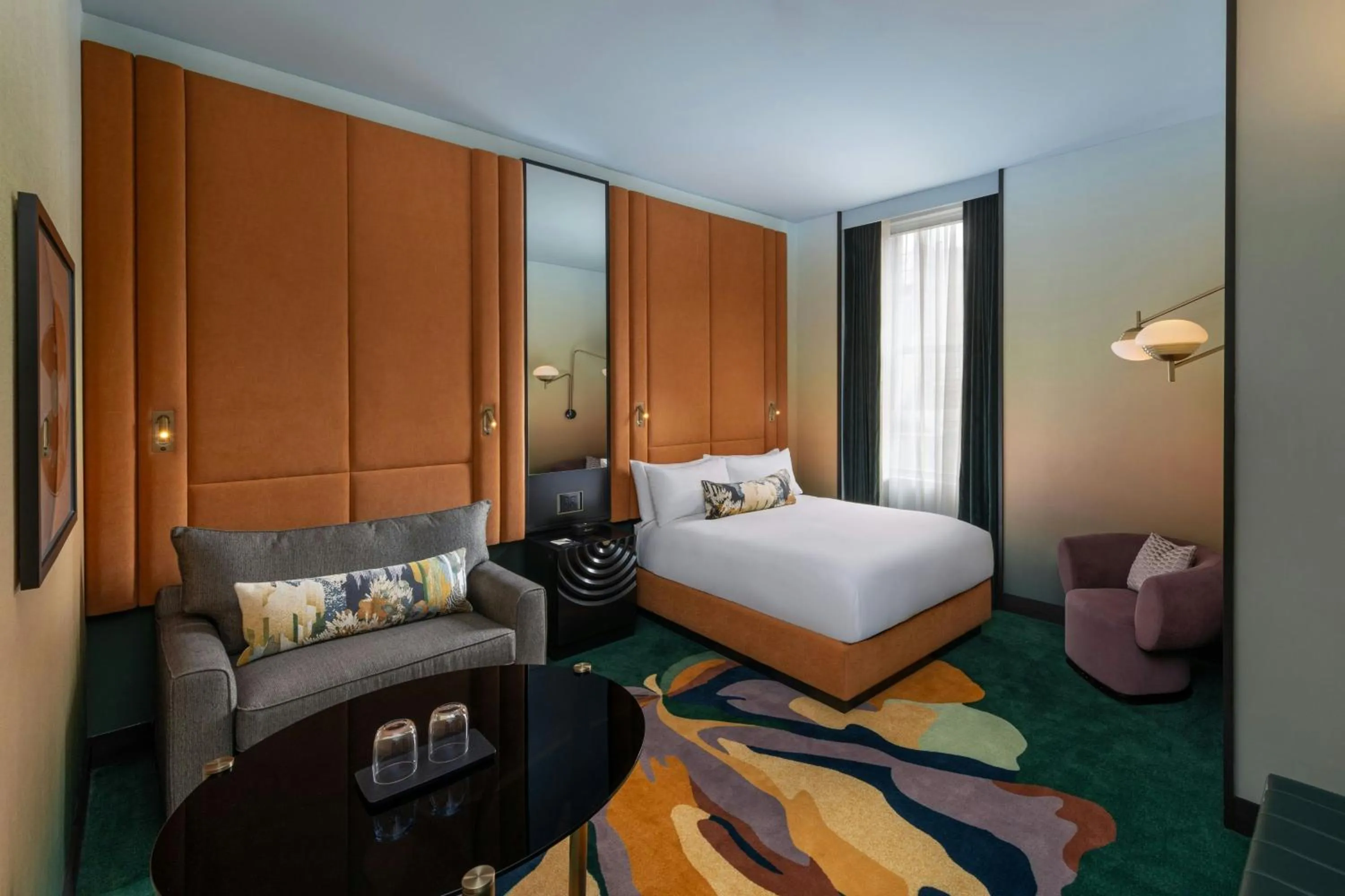 Photo of the whole room, Bed in W New York - Union Square