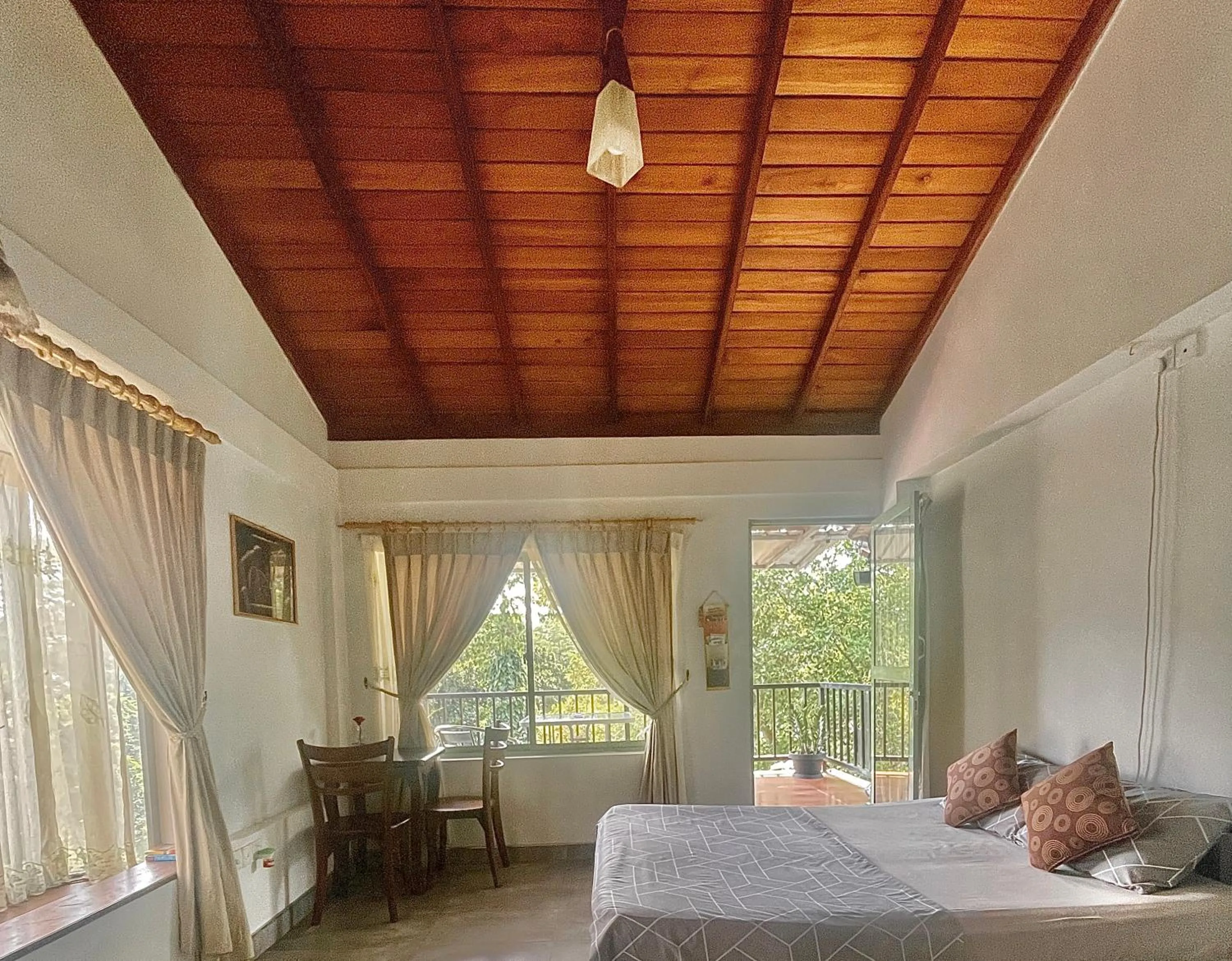 Bedroom, Bed in e-stay Hanthana Kandy