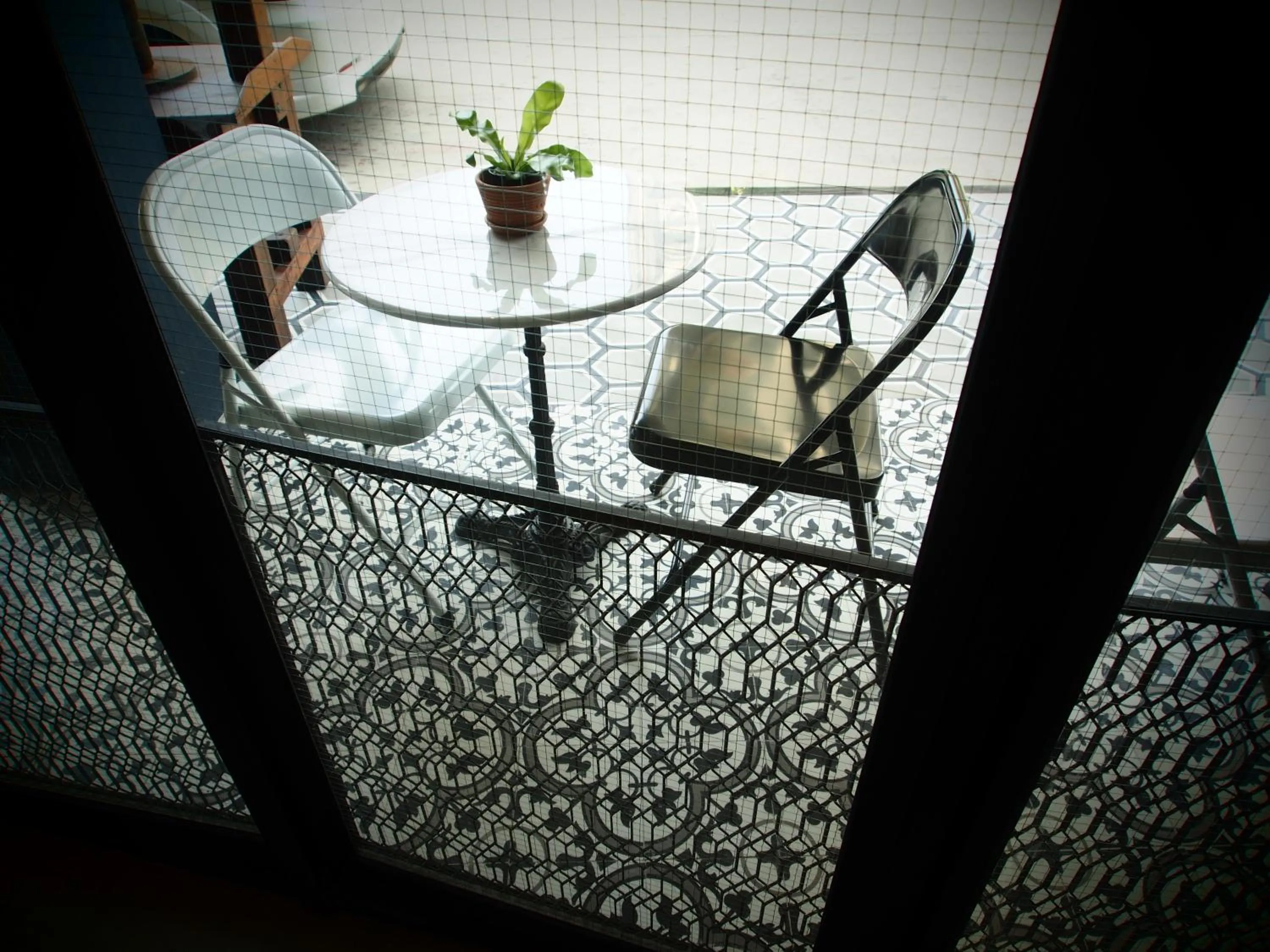 Decorative detail in Chernchan Hostel