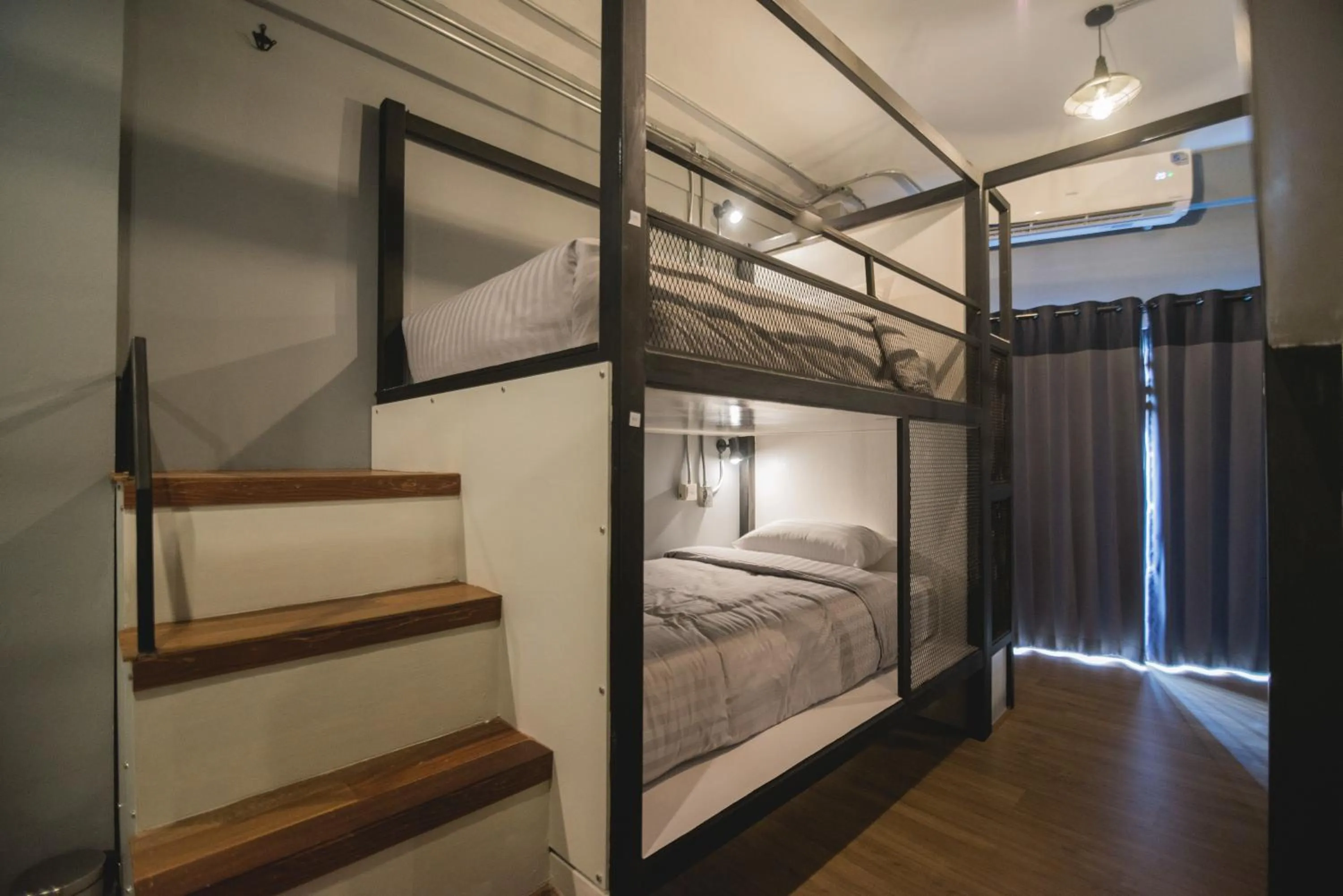 bunk bed, Bed in Chernchan Hostel