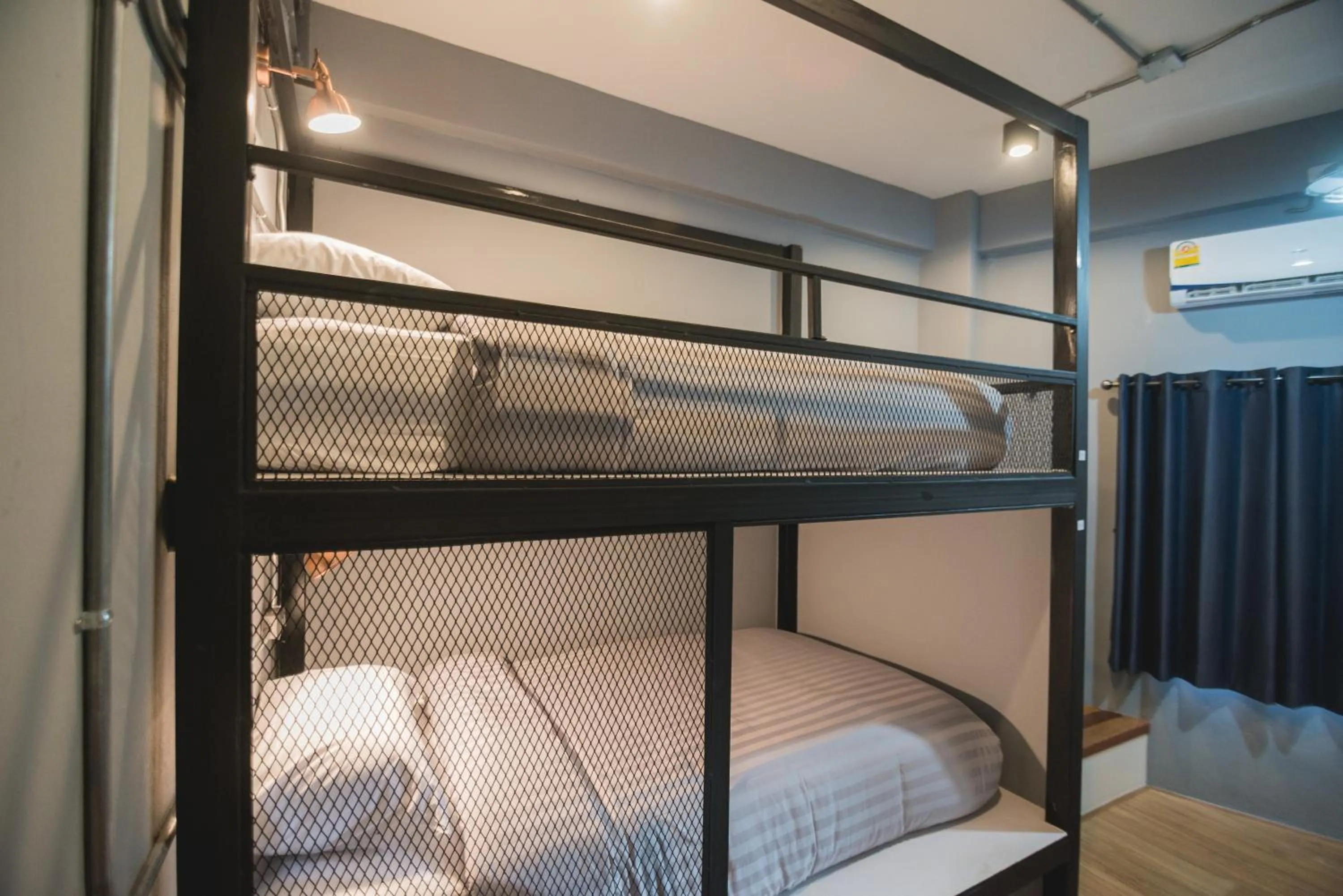 bunk bed, Bed in Chernchan Hostel