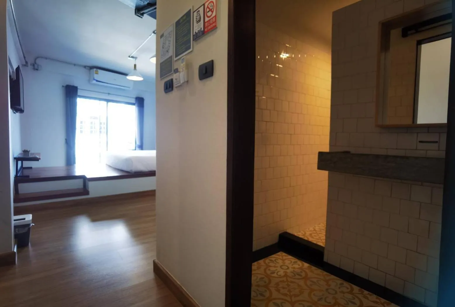 Photo of the whole room, Bed in Chernchan Hostel