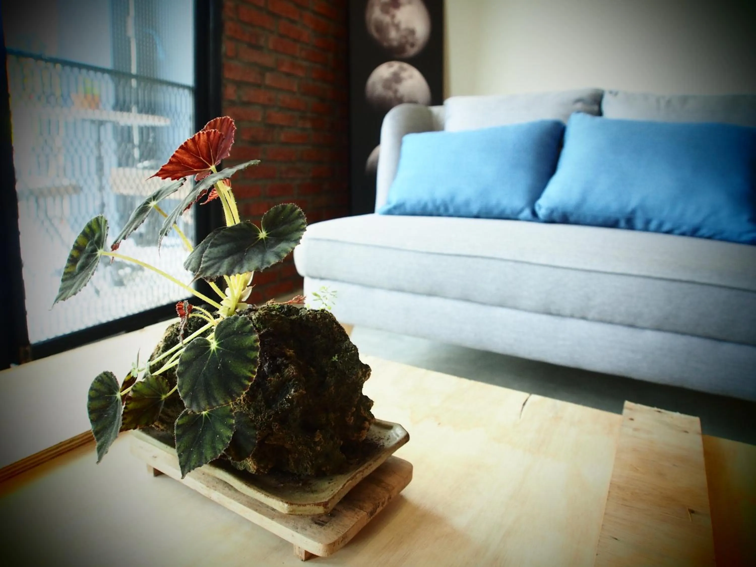 Decorative detail, Bed in Chernchan Hostel