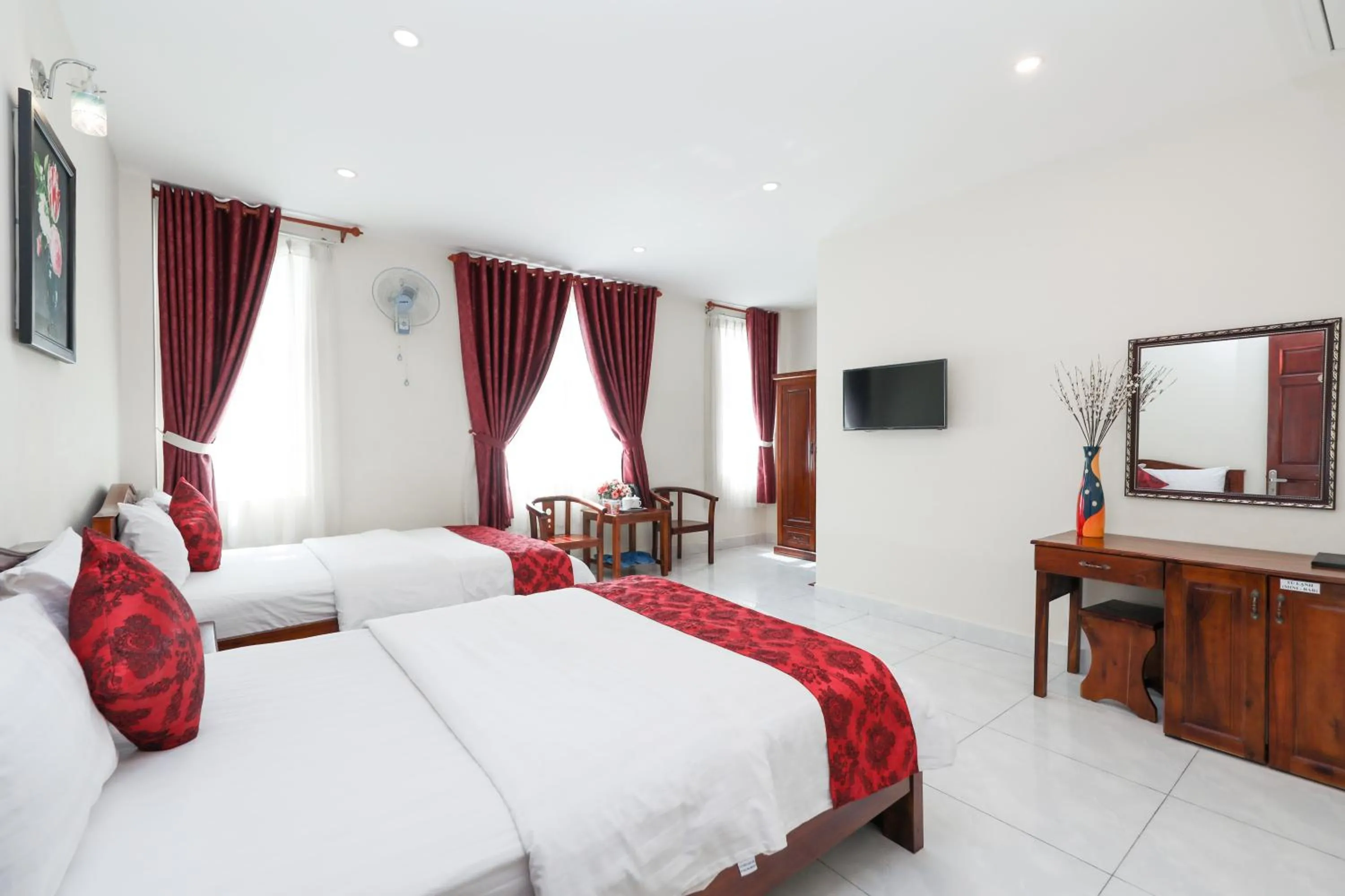 Bed in Minh Hoang Hotel