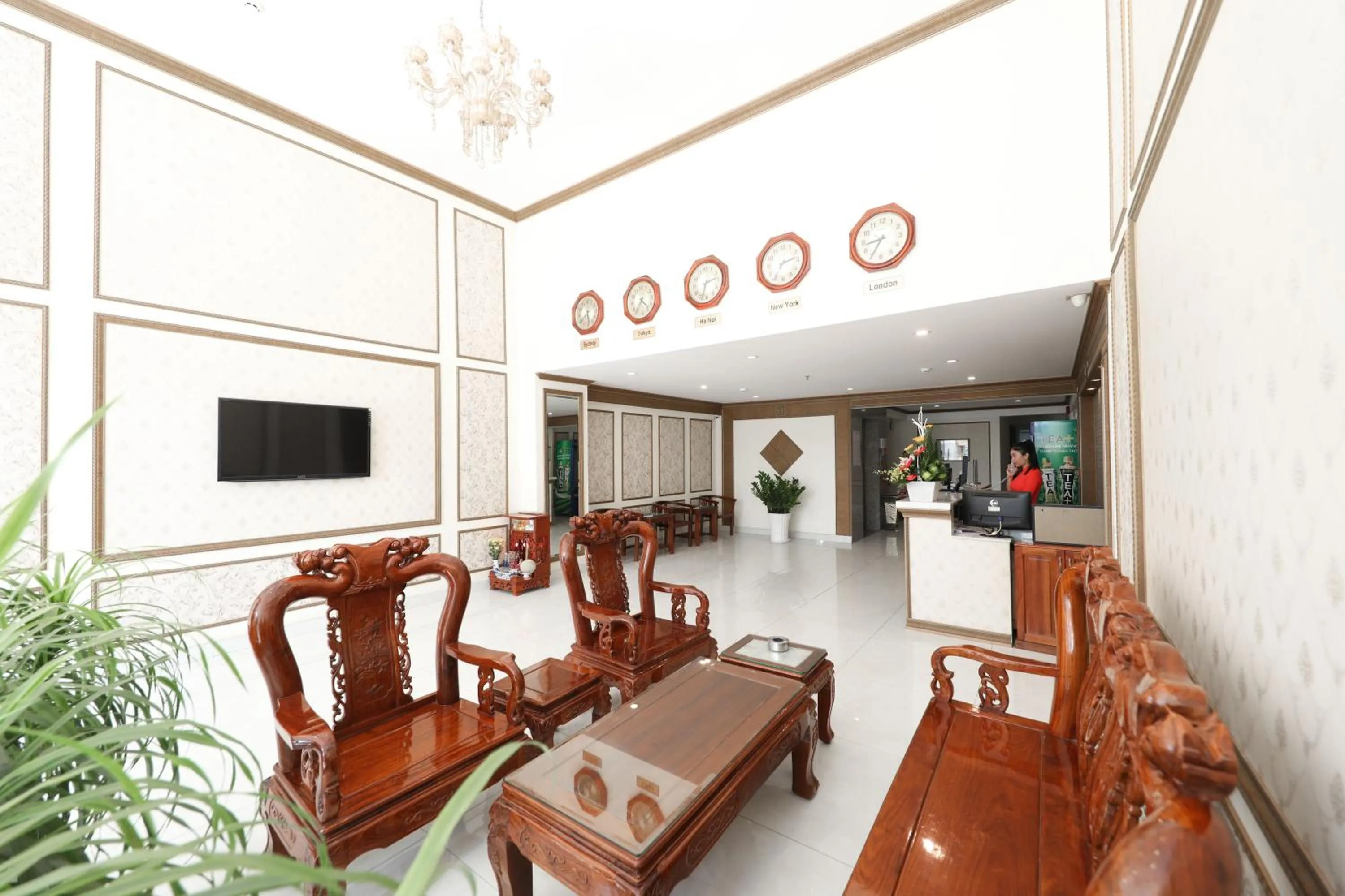 Lobby or reception in Minh Hoang Hotel