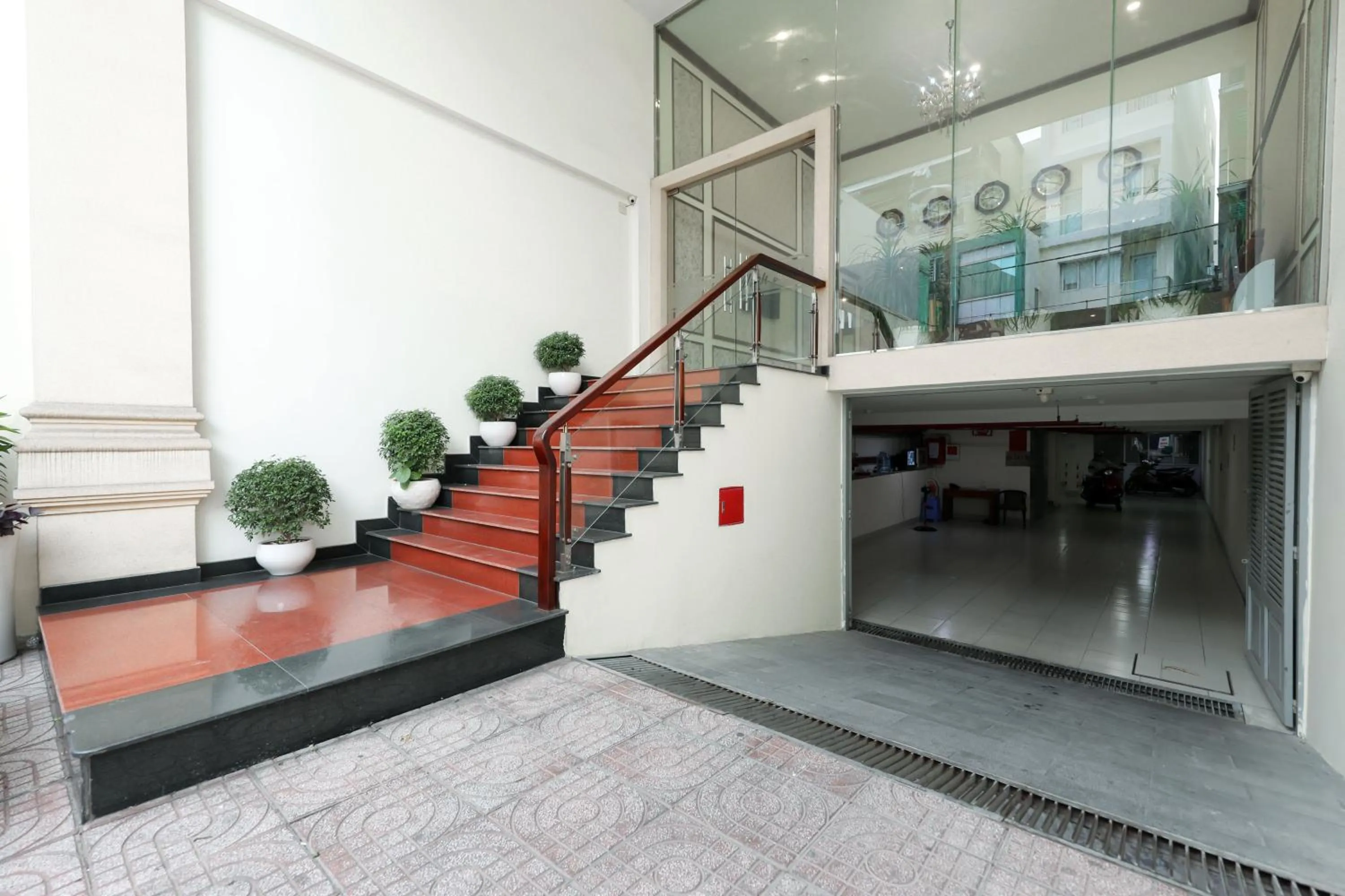 Facade/entrance in Minh Hoang Hotel