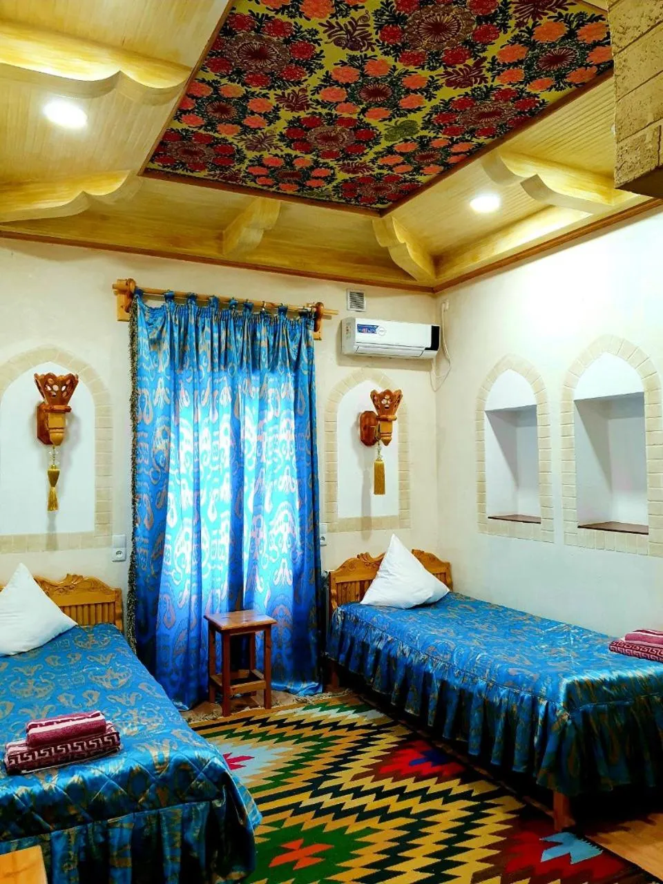 Bed in Zukhro Boutique Hotel