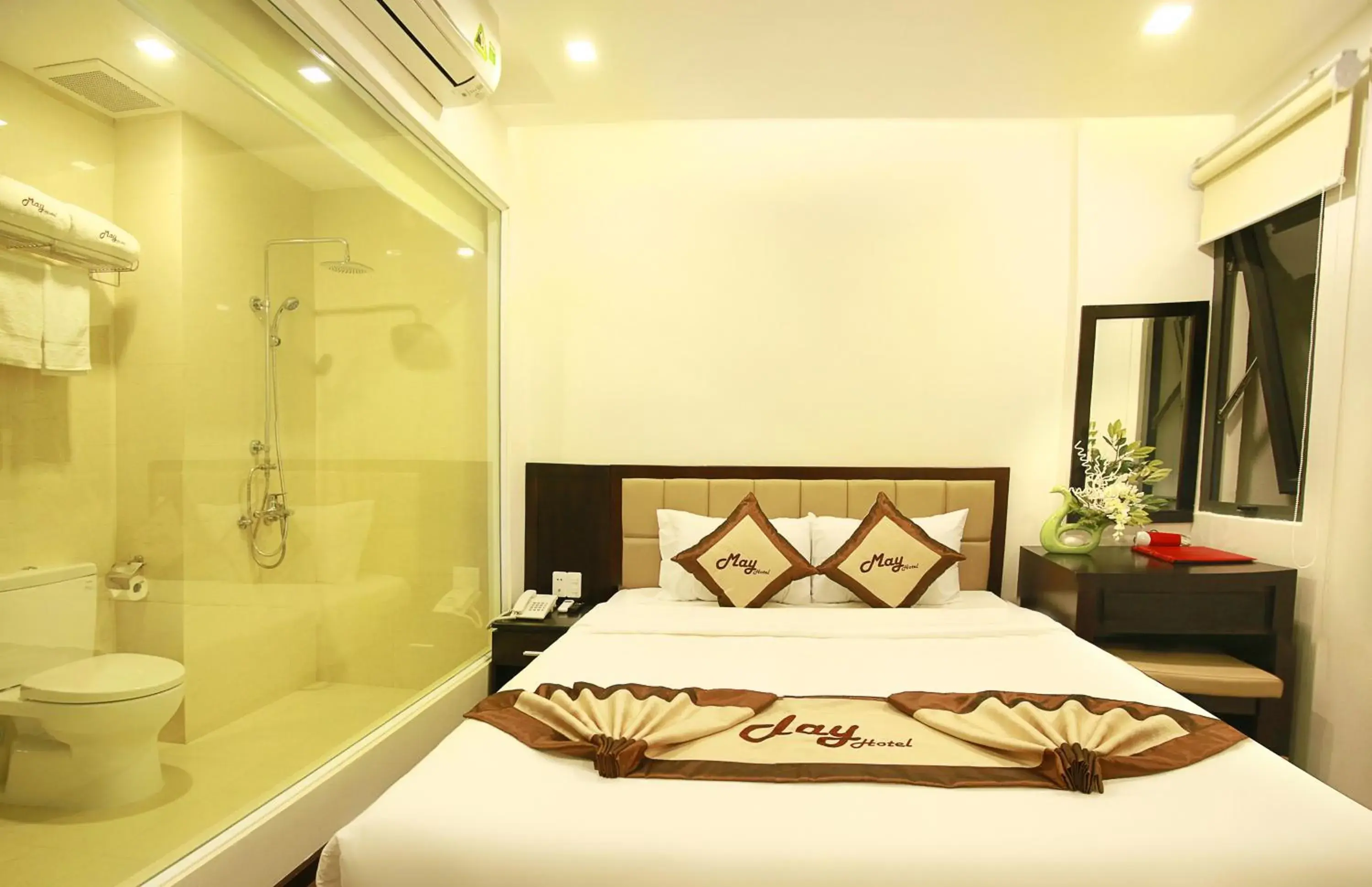 Standard Double Room in May Hotel Standard Double Room in May Hotel