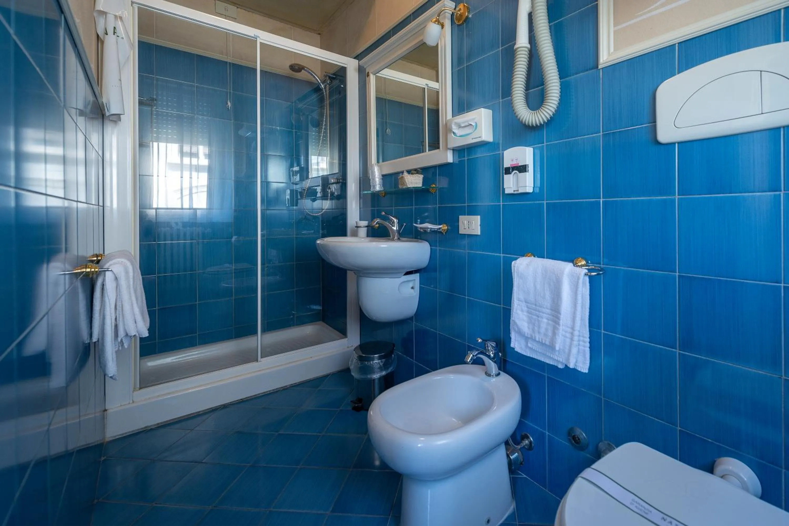 Bathroom in Hotel Gennarino