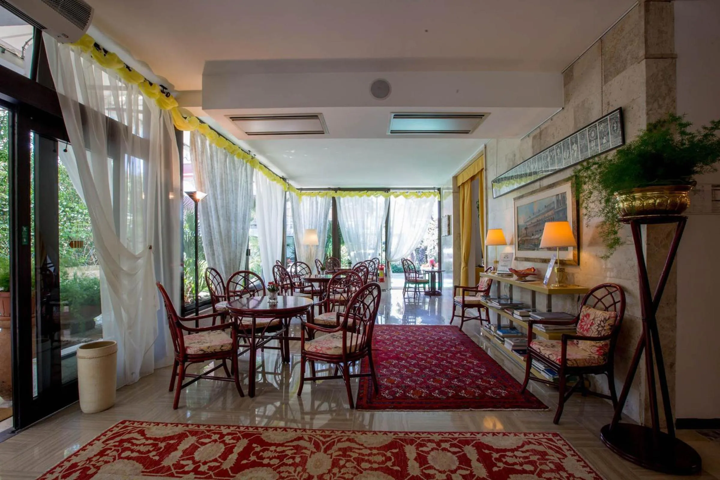 Lobby or reception in Hotel Mion Charme & Relax