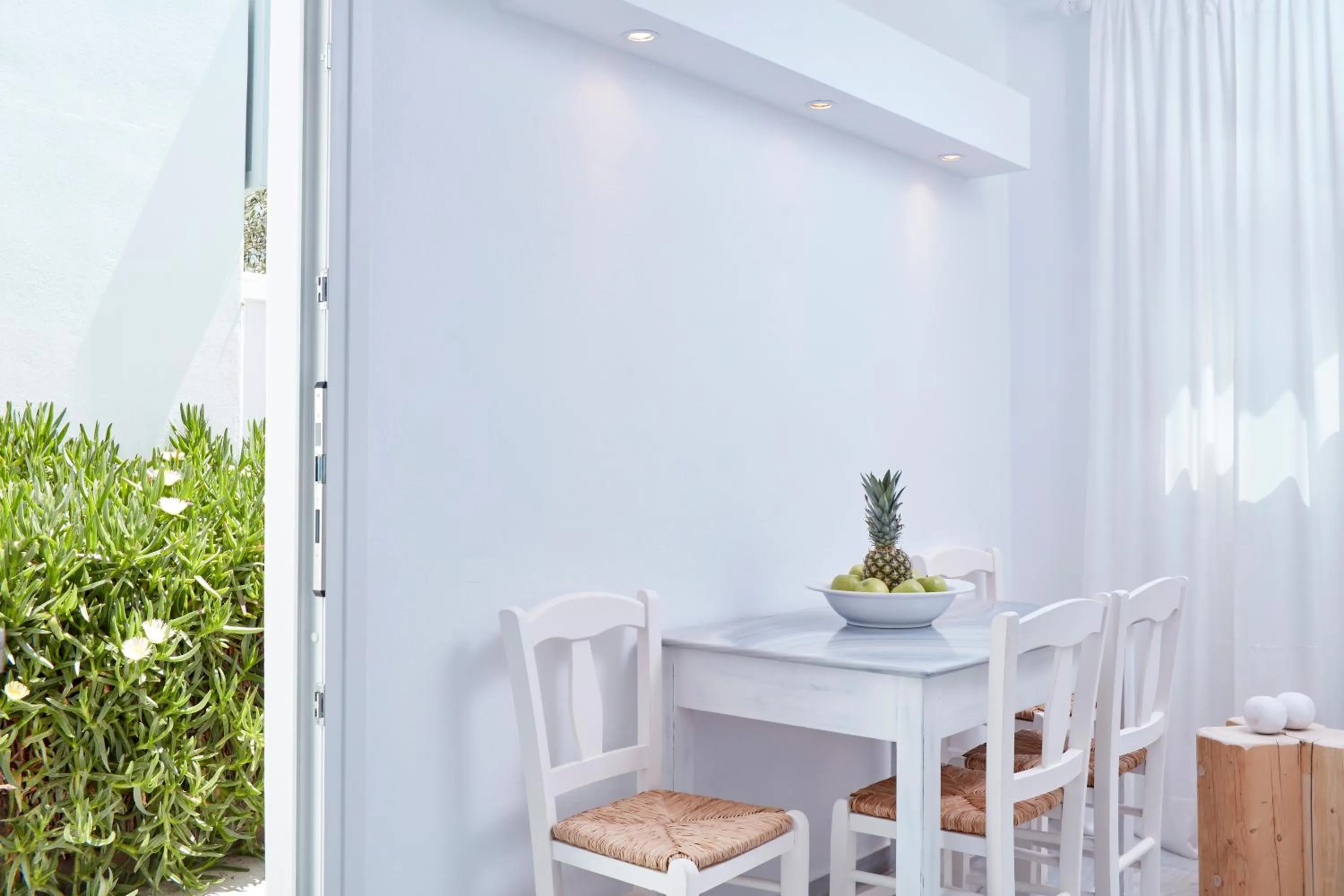 Day in Mykonos Town Suites