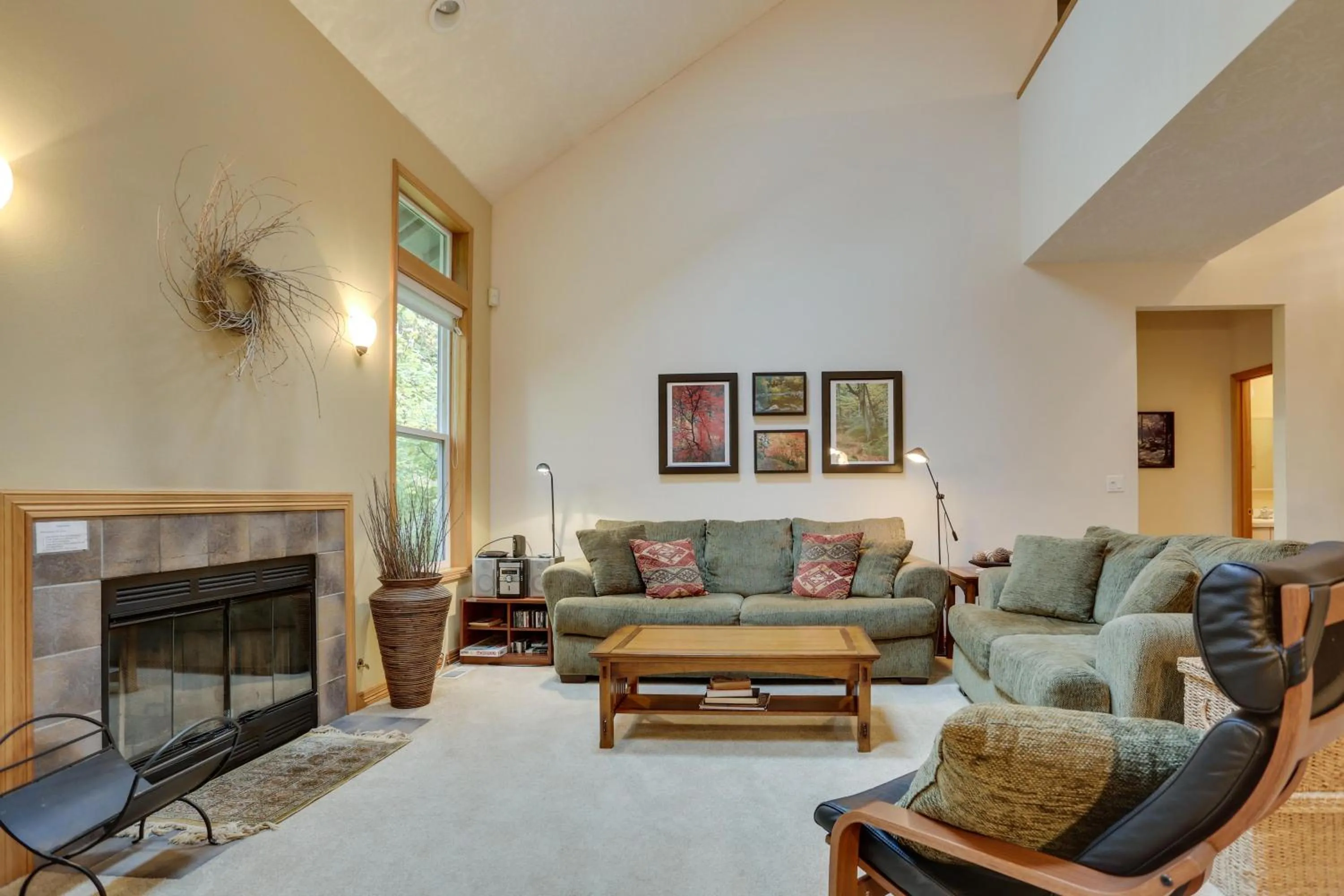 Living room in Golfer's Villa at the Resort on the Mountain