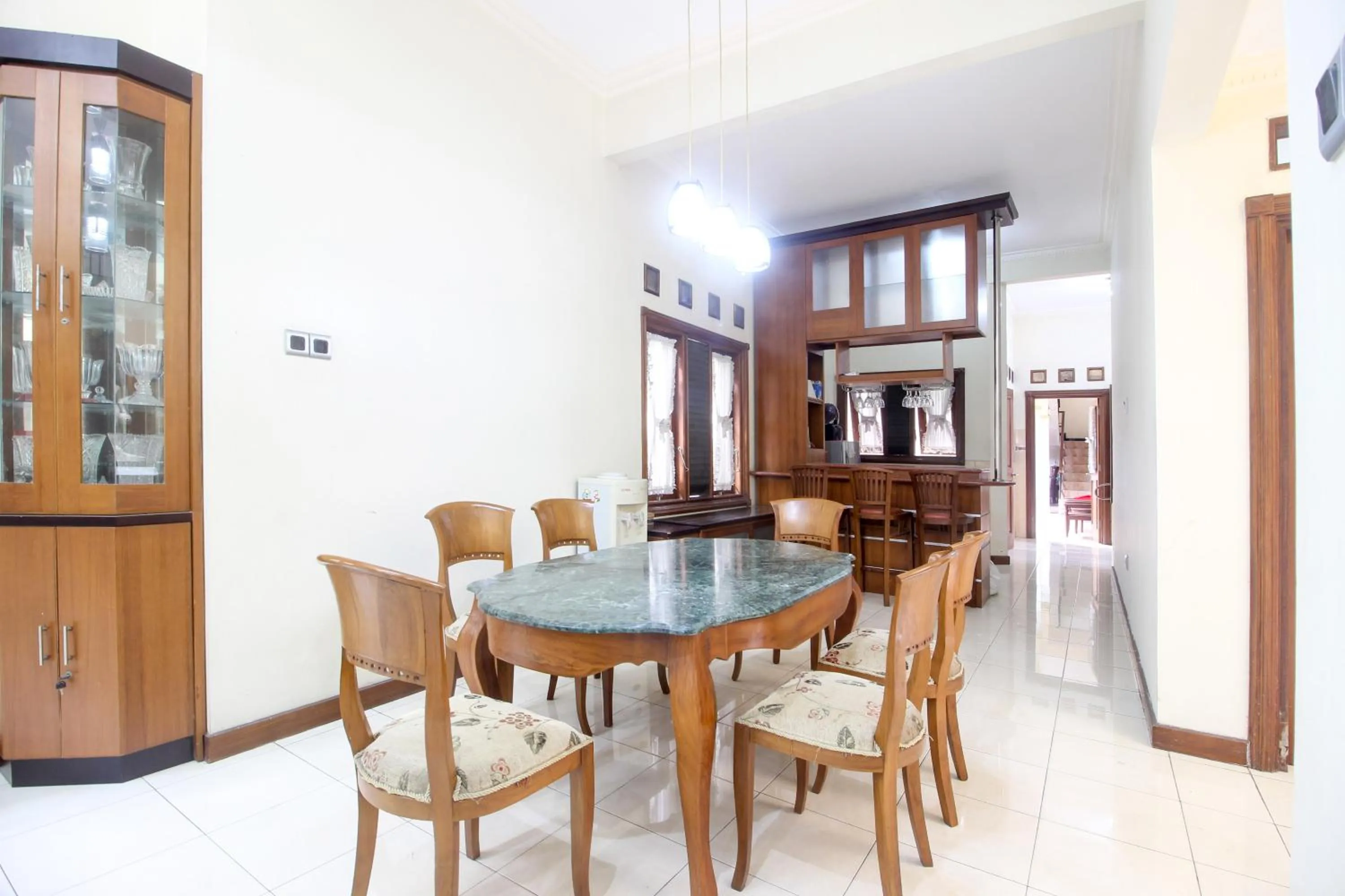 Asian breakfast in RedDoorz plus @ Tegal Panggung