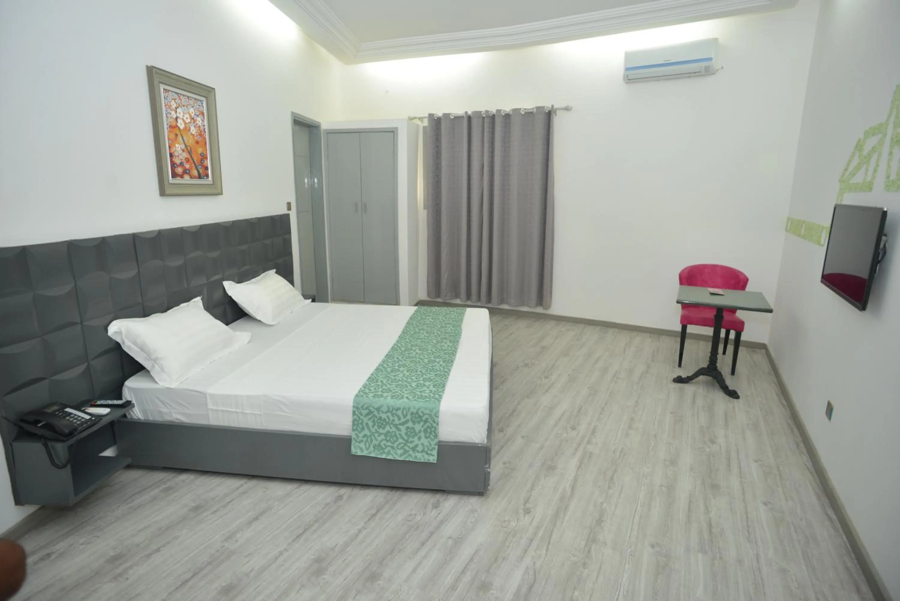 Bedroom in Jess Hotel Kpalimé