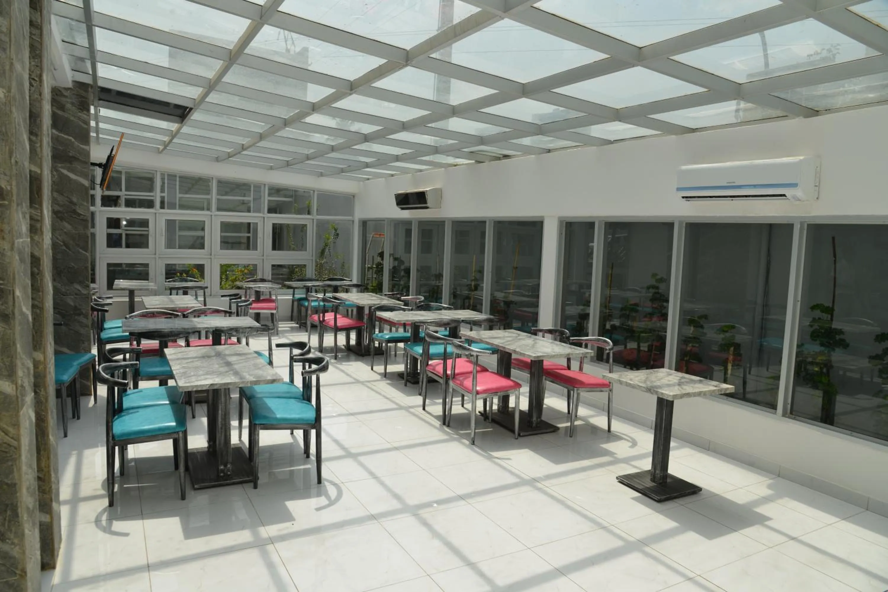 Lounge or bar in Jess Hotel Kpalimé