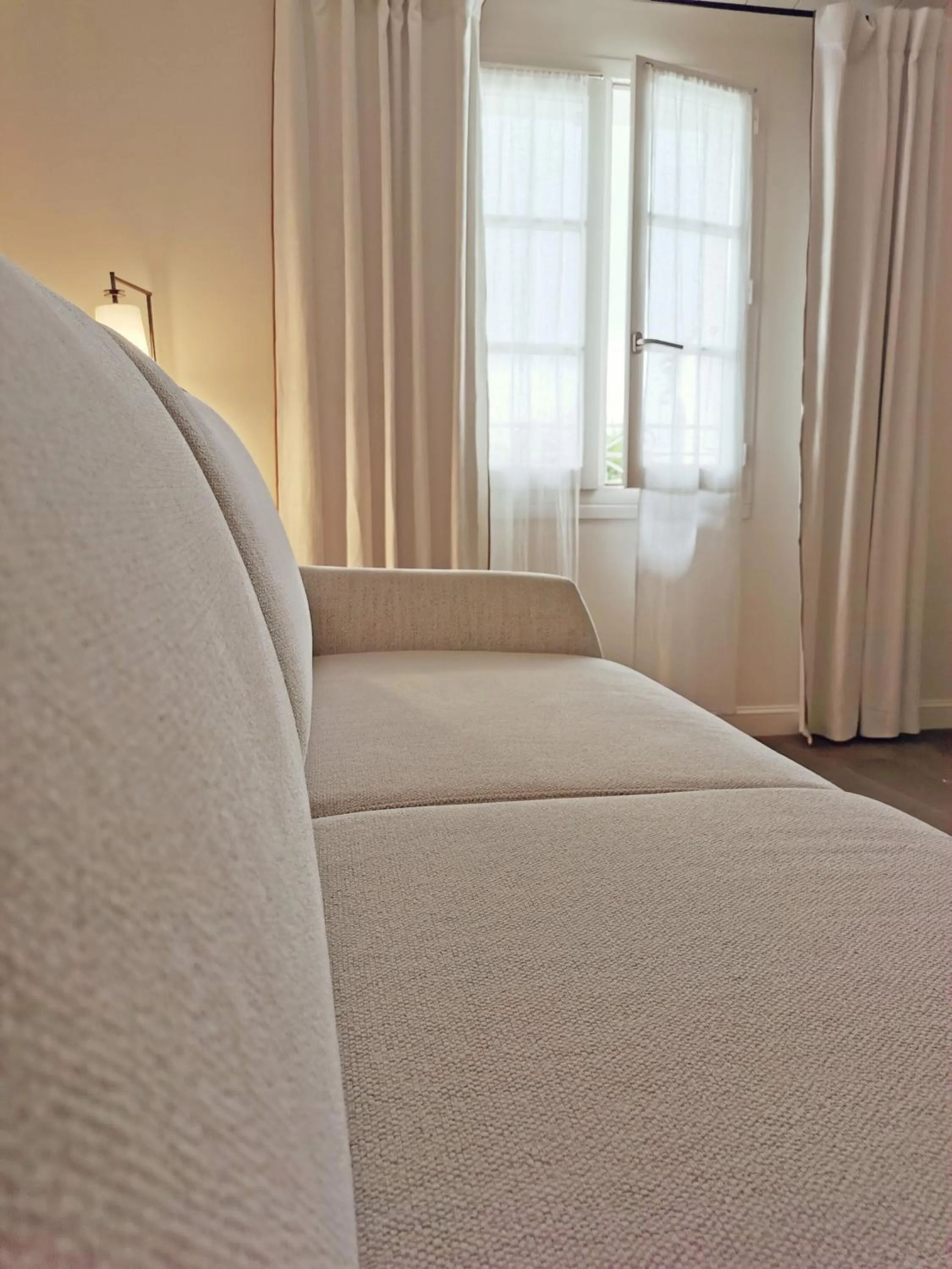 Bedroom in Le Clos Saint-Martin Hôtel & Spa