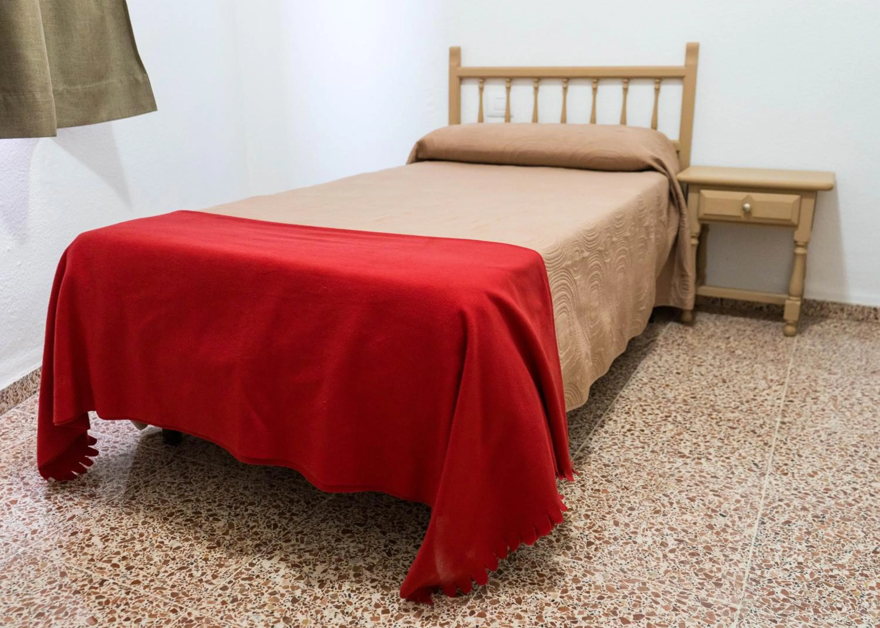 Bed in Pensión Alcalá