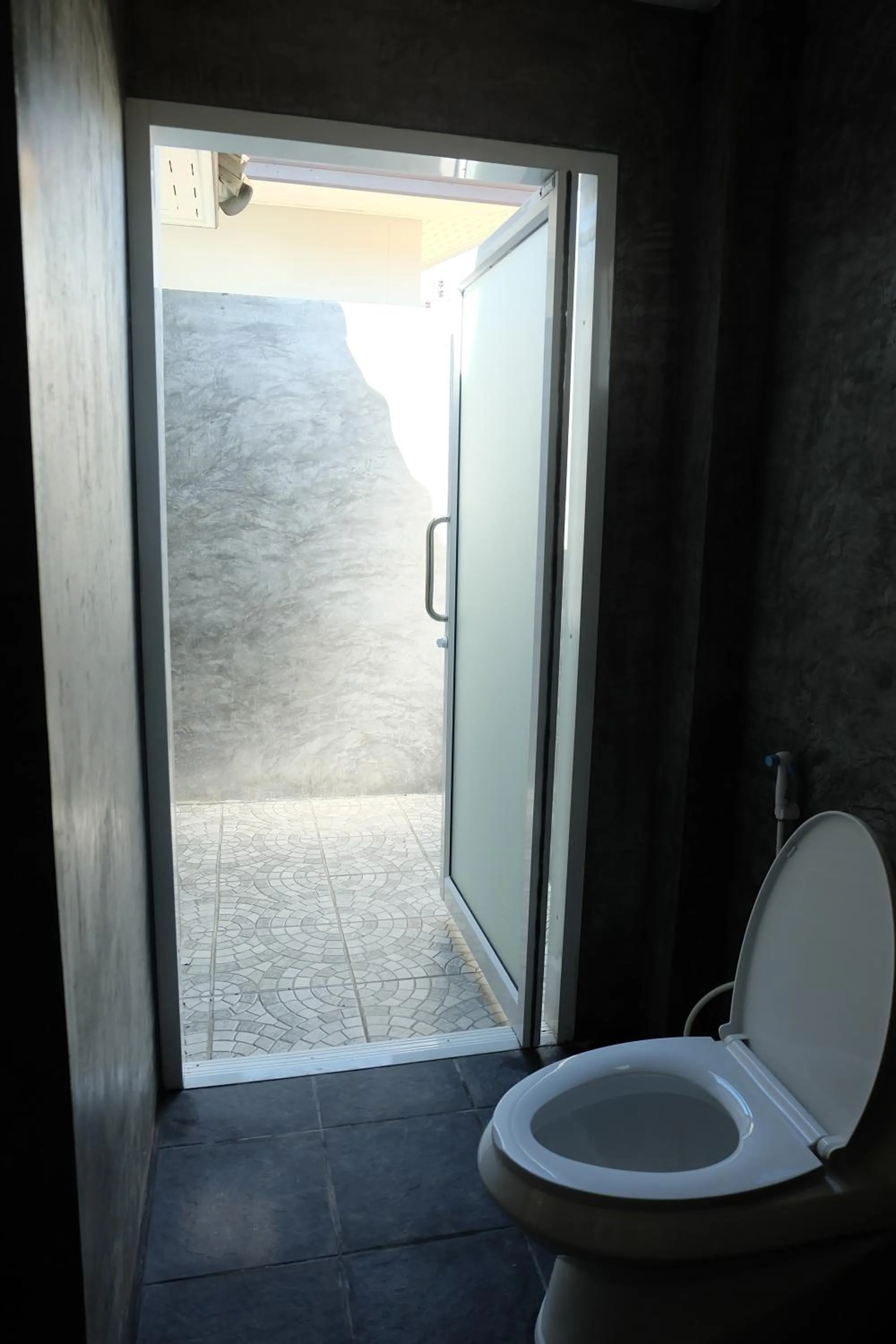 Bathroom in Maikhao Beach Guest House