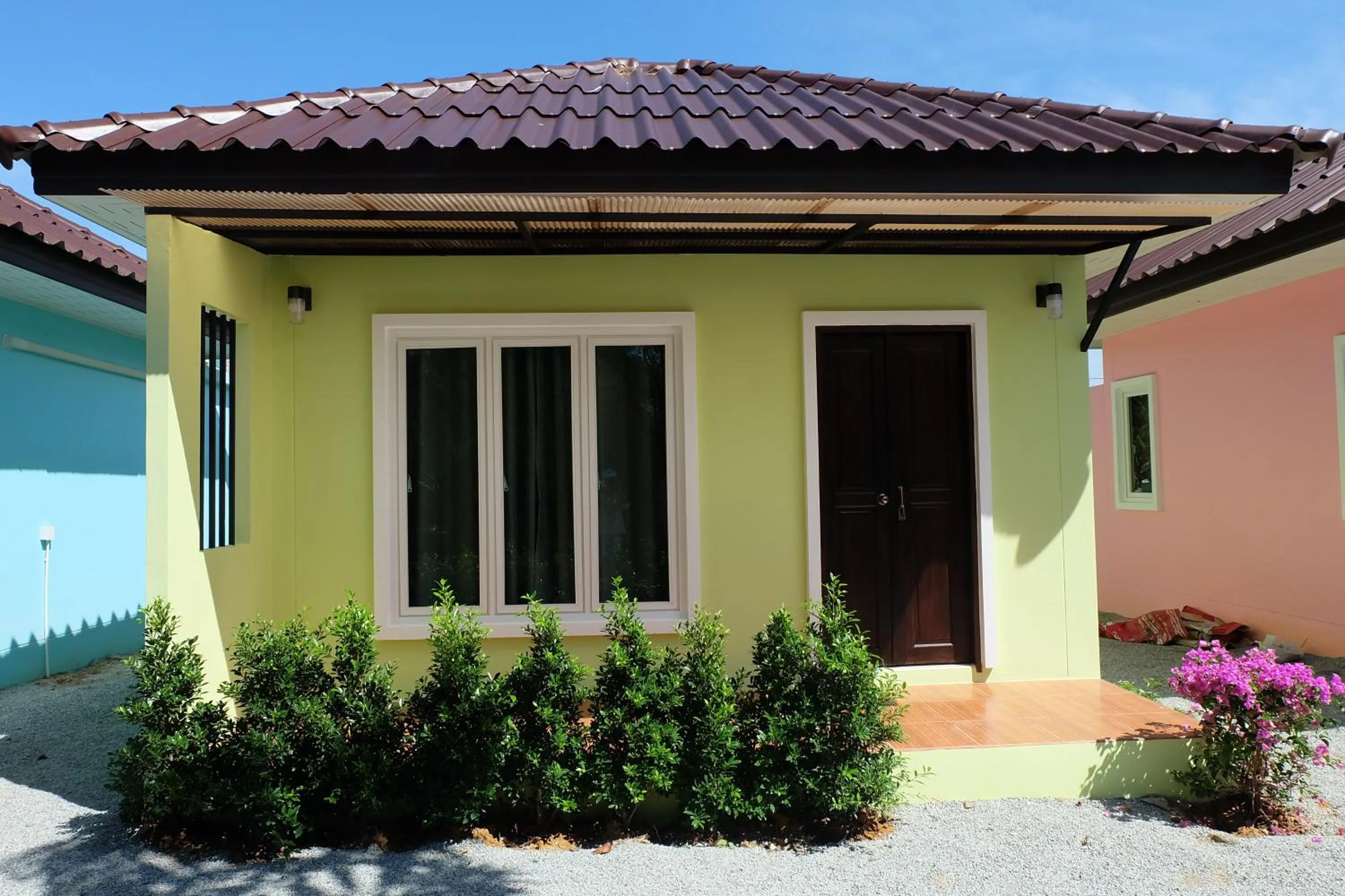 Property building in Maikhao Beach Guest House