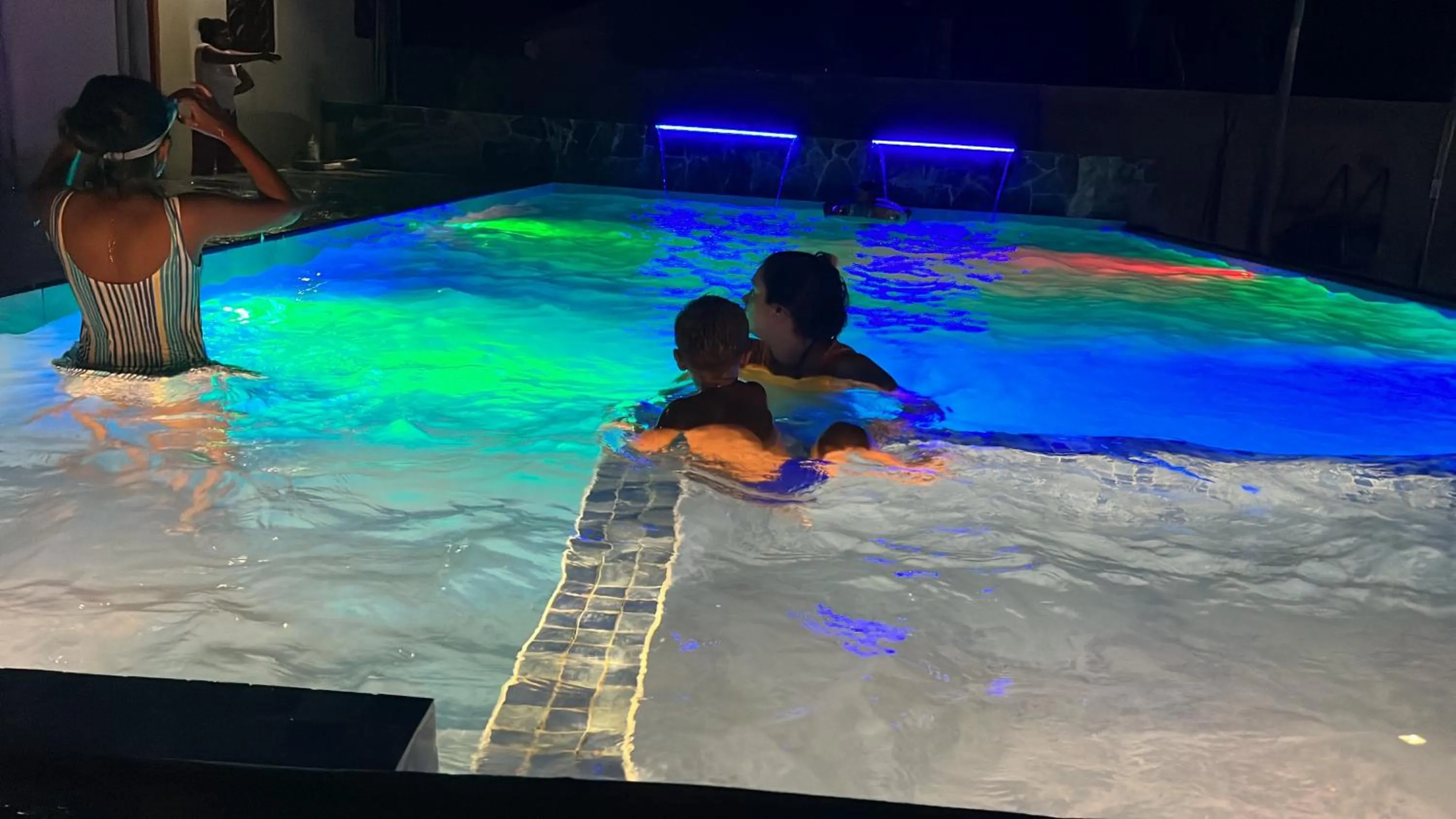 Pool view in White Elephant Villa & Restaurant