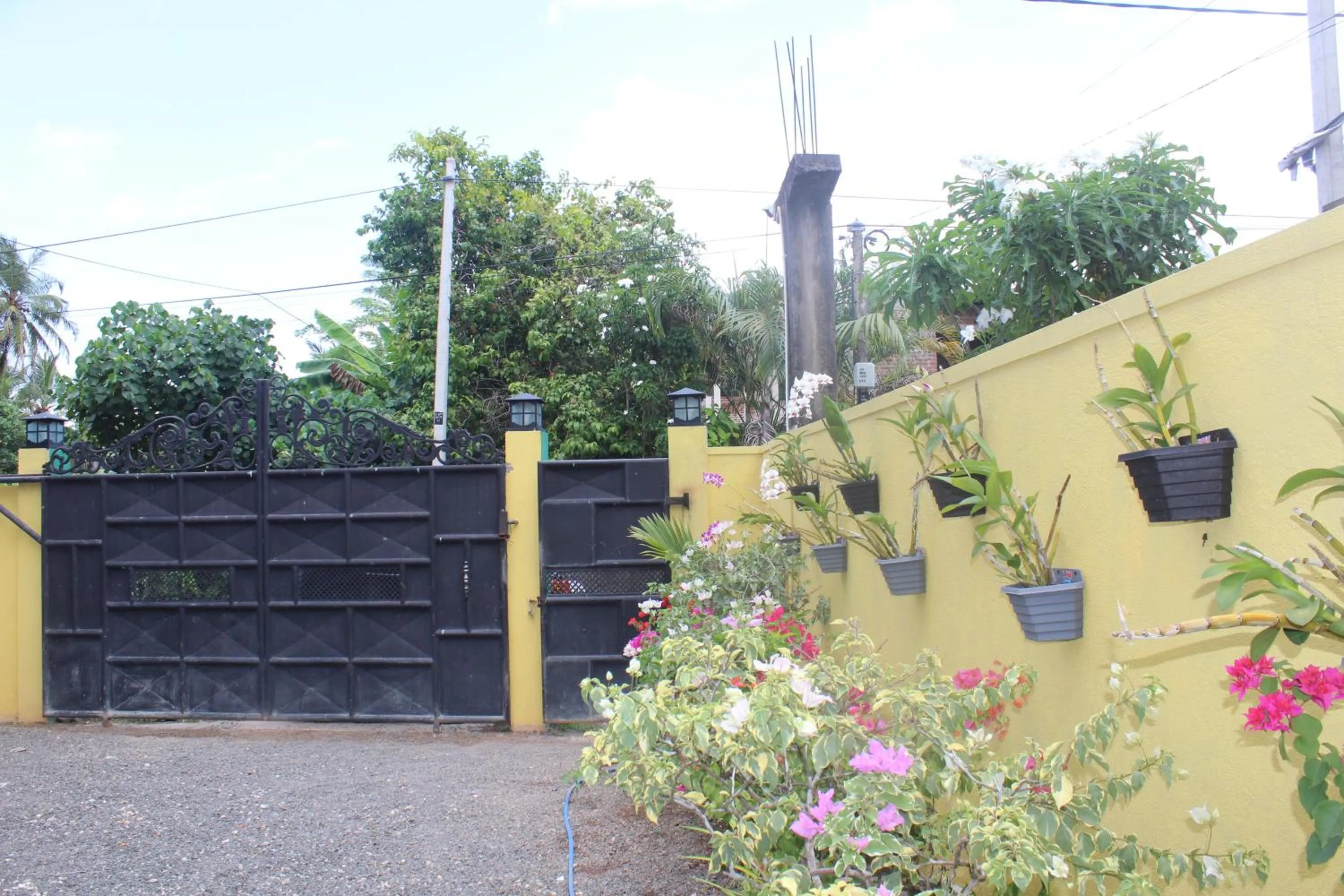 Inner courtyard view in White Elephant Villa & Restaurant