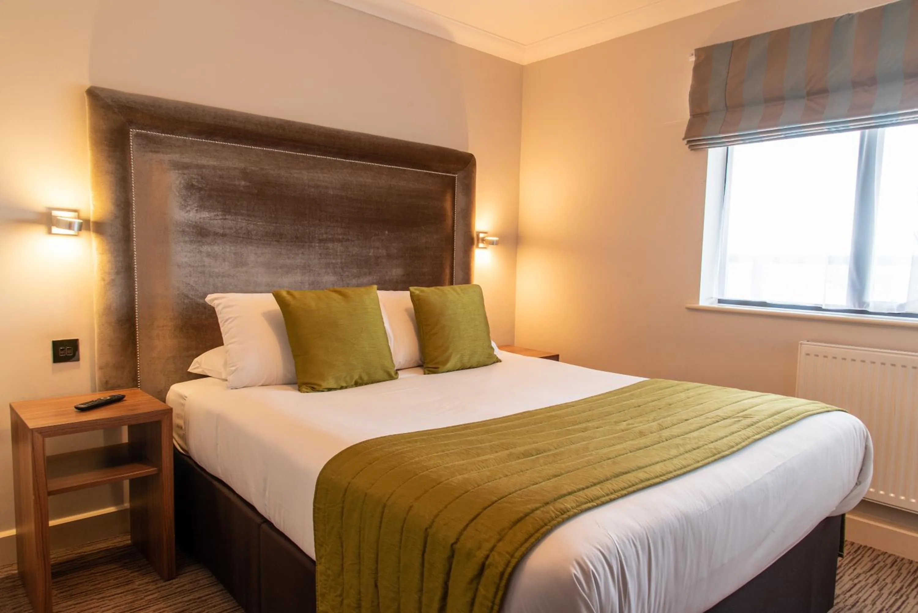 Bed in Dukes Head Hotel Kings Lynn