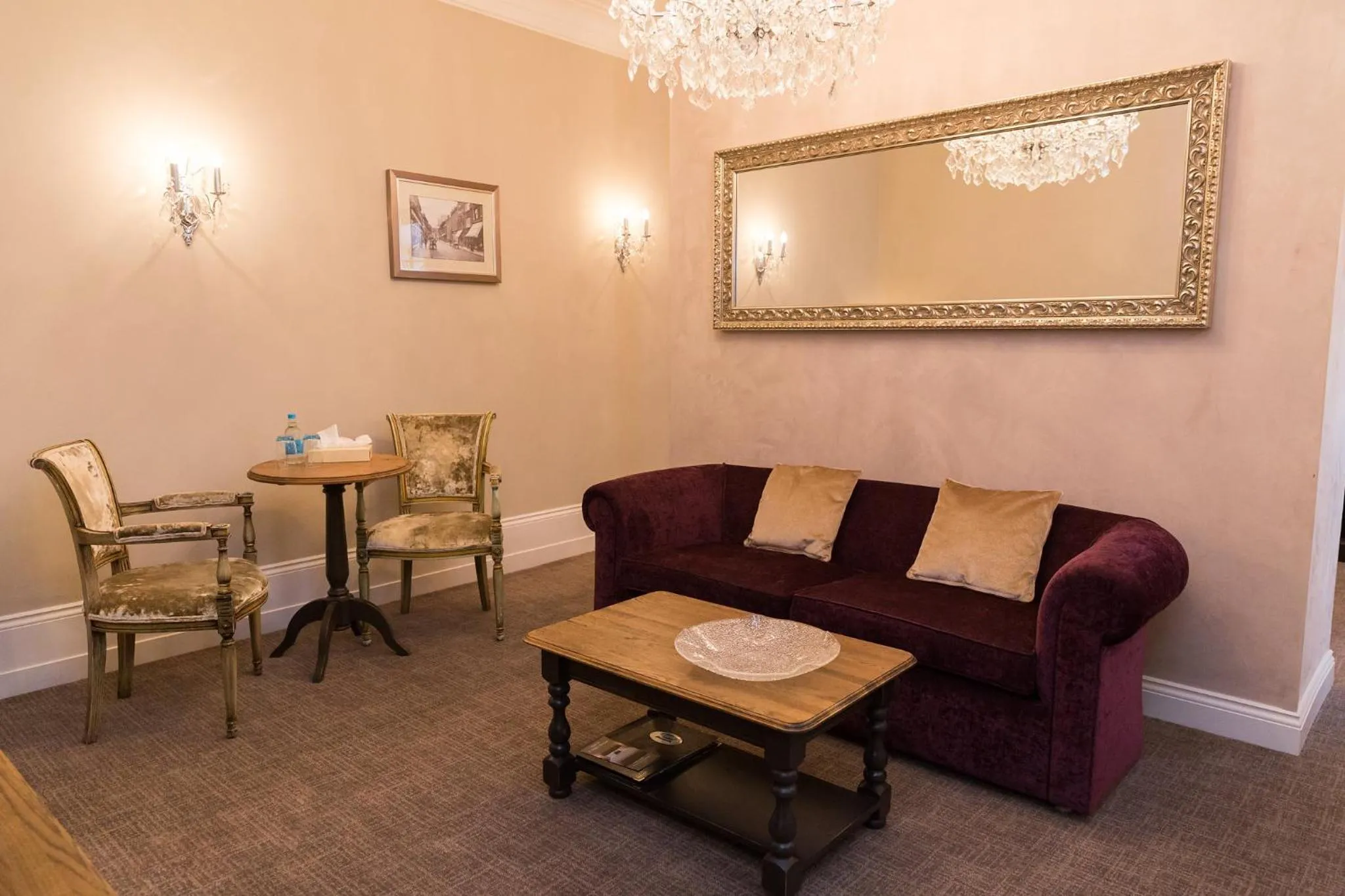 Living room in Dukes Head Hotel Kings Lynn