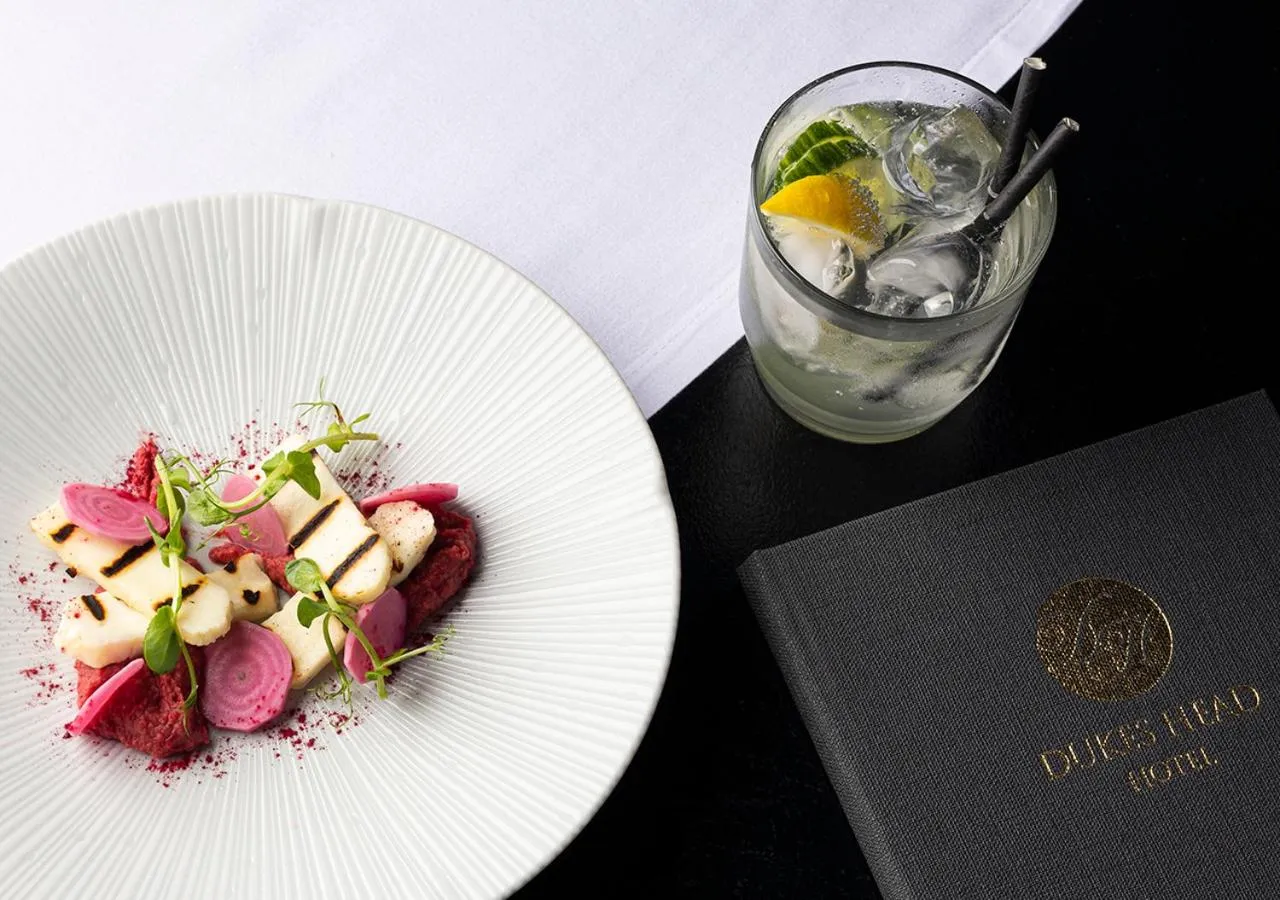 Food and drinks in Dukes Head Hotel Kings Lynn