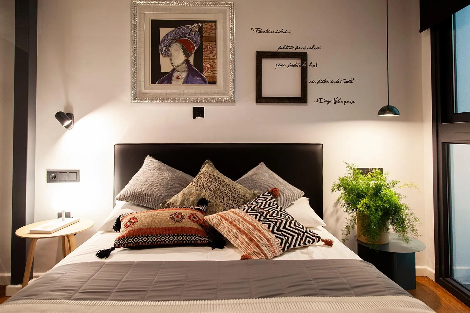 Bedroom, Bed in Welldone Cathedral