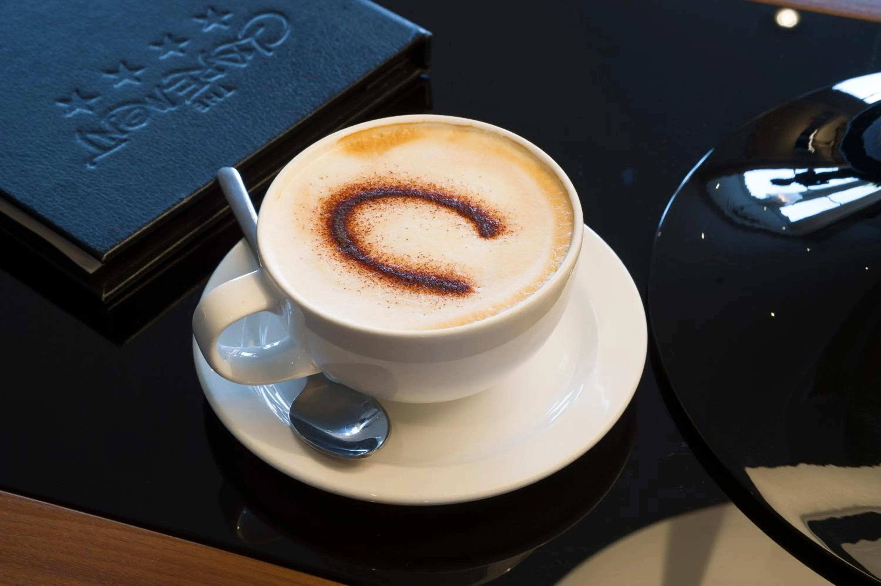 Restaurant/places to eat in Claremont Hotel