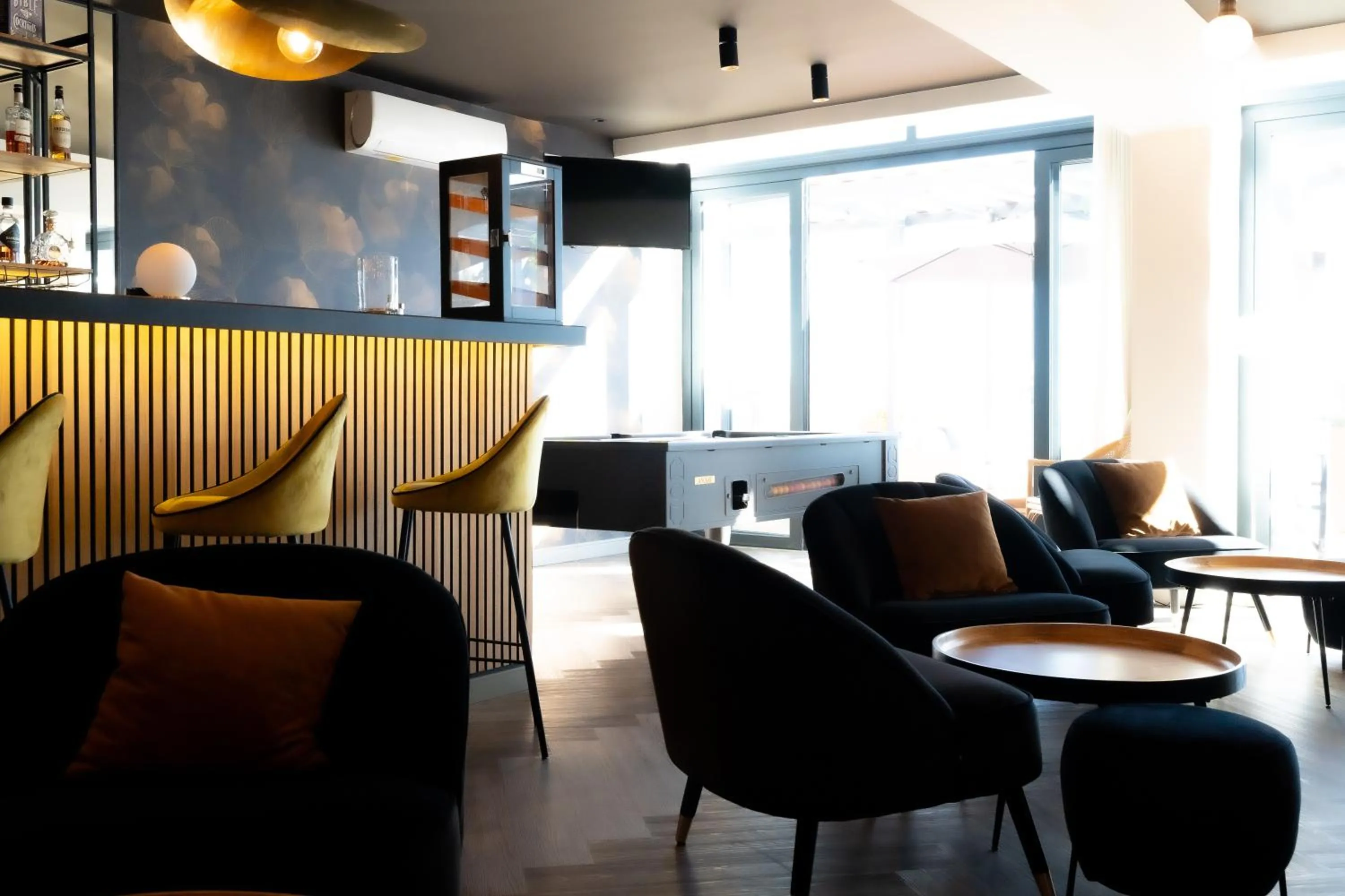 Lounge or bar in Résidence Maricel