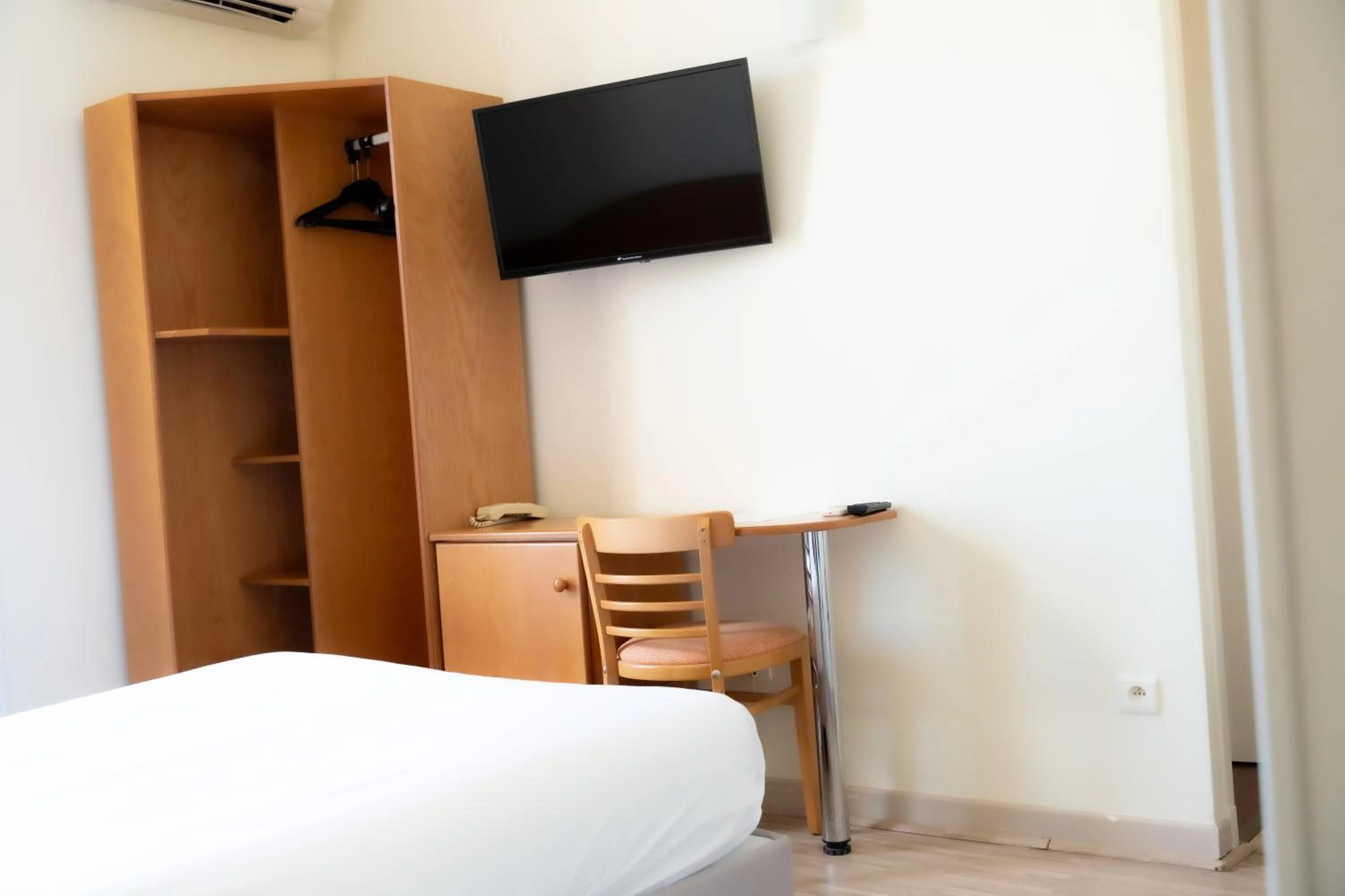 Bed in Résidence Maricel