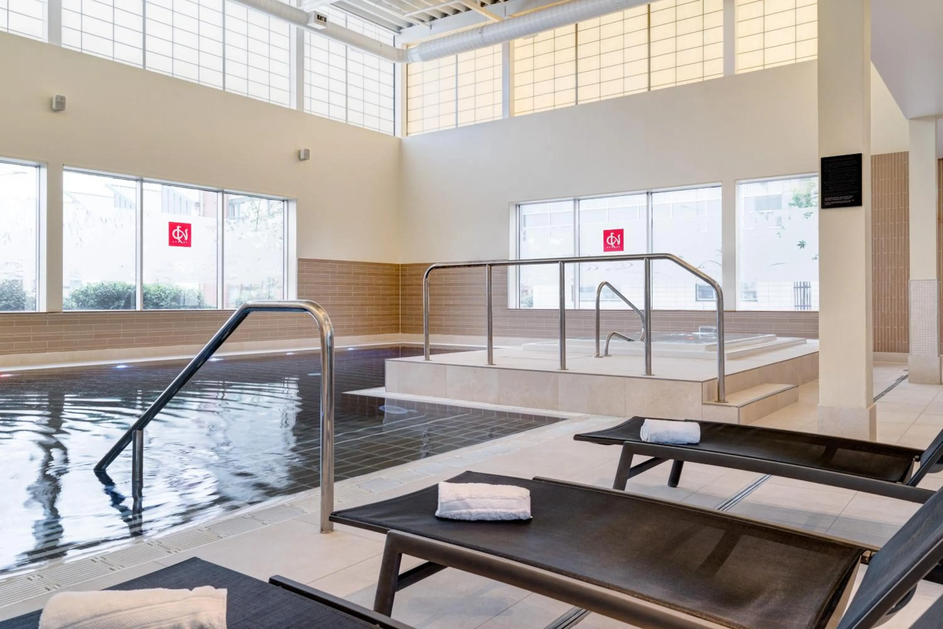 Hot Tub in Apex City Quay Hotel & Spa