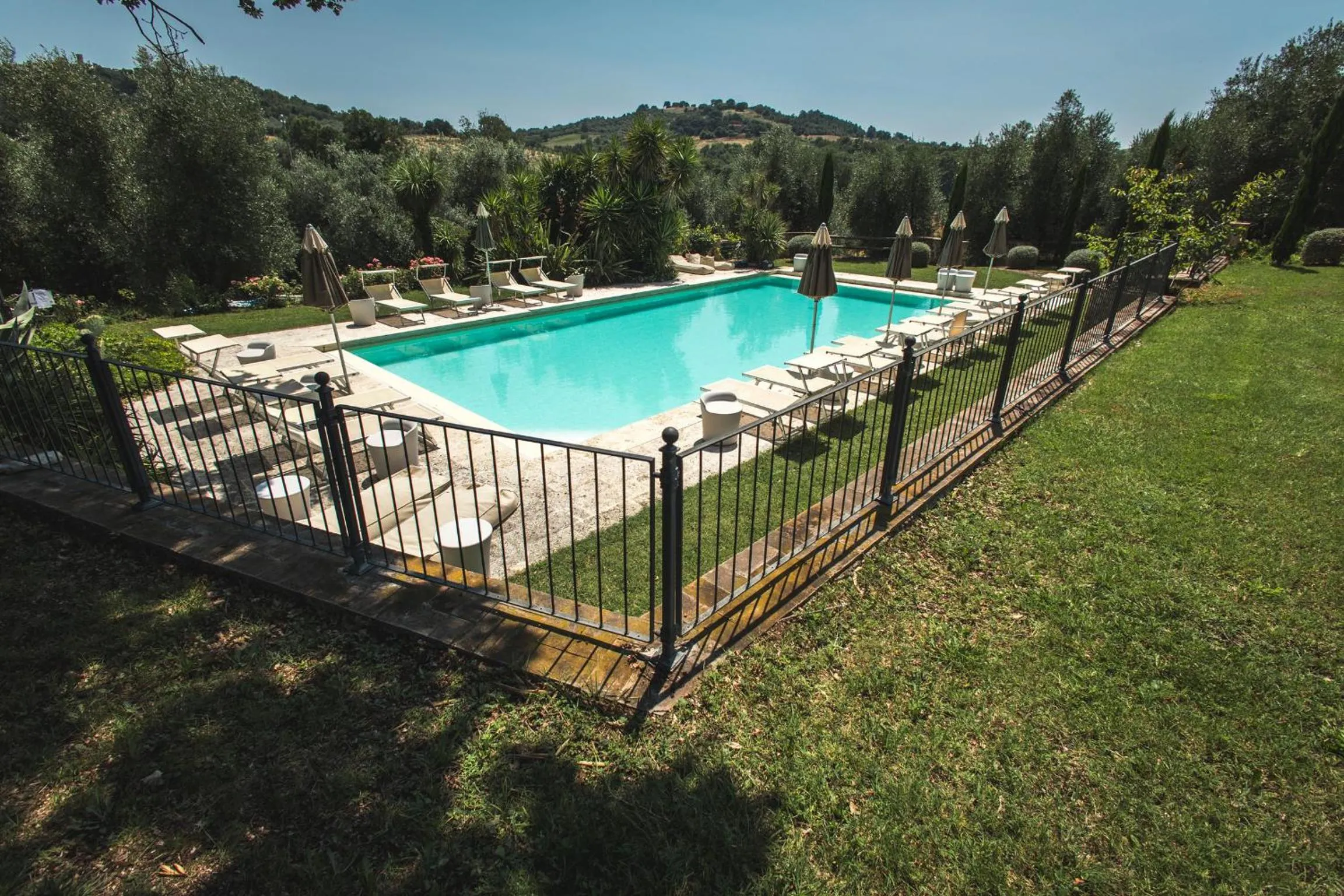 Swimming pool in Relais Ciavatta Country Hotel
