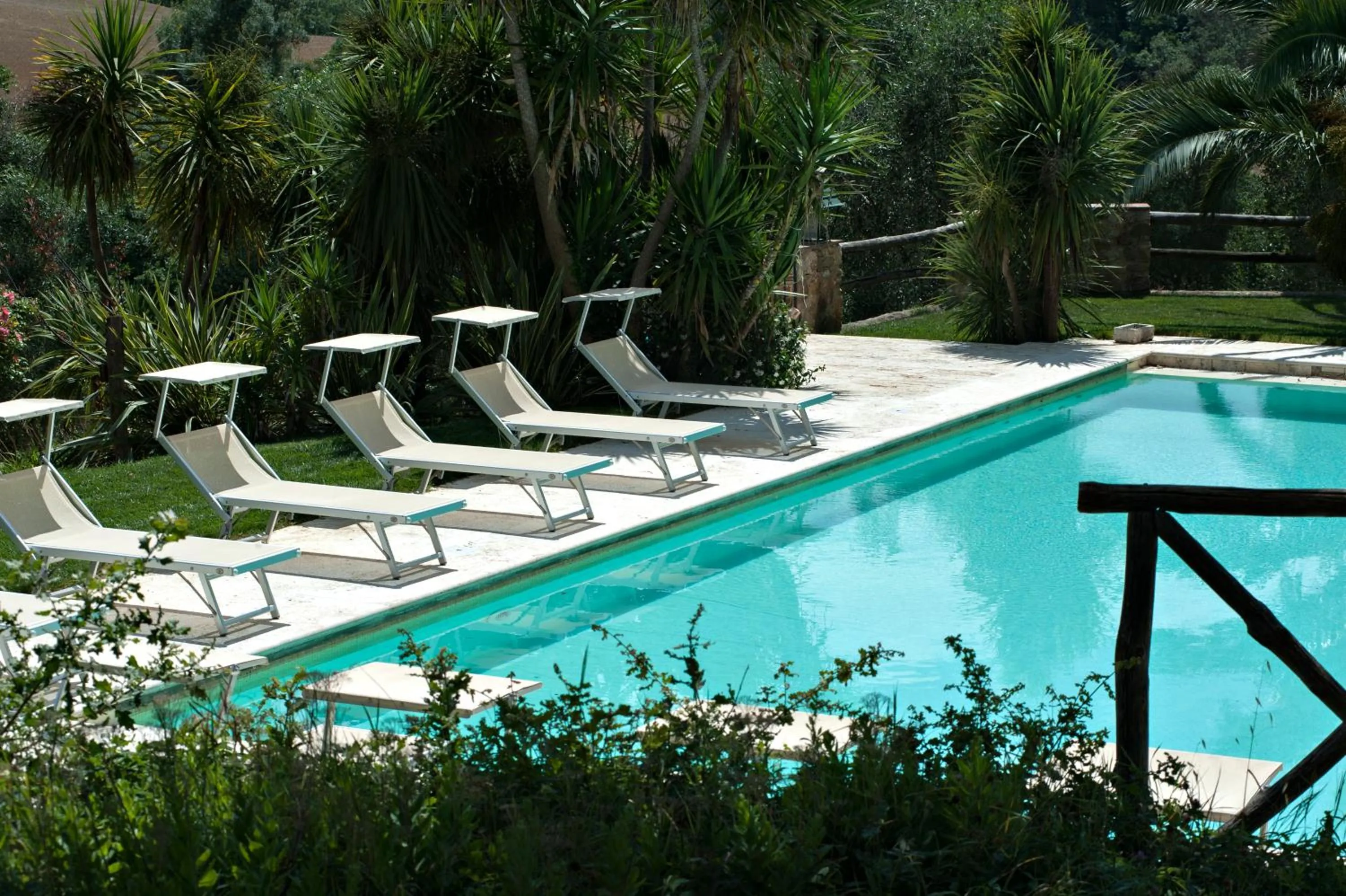 Swimming pool in Relais Ciavatta Country Hotel